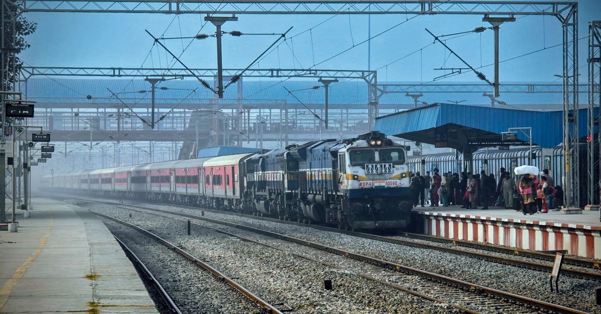 Train Theft Victim Won ₹80K: Know Your Rights