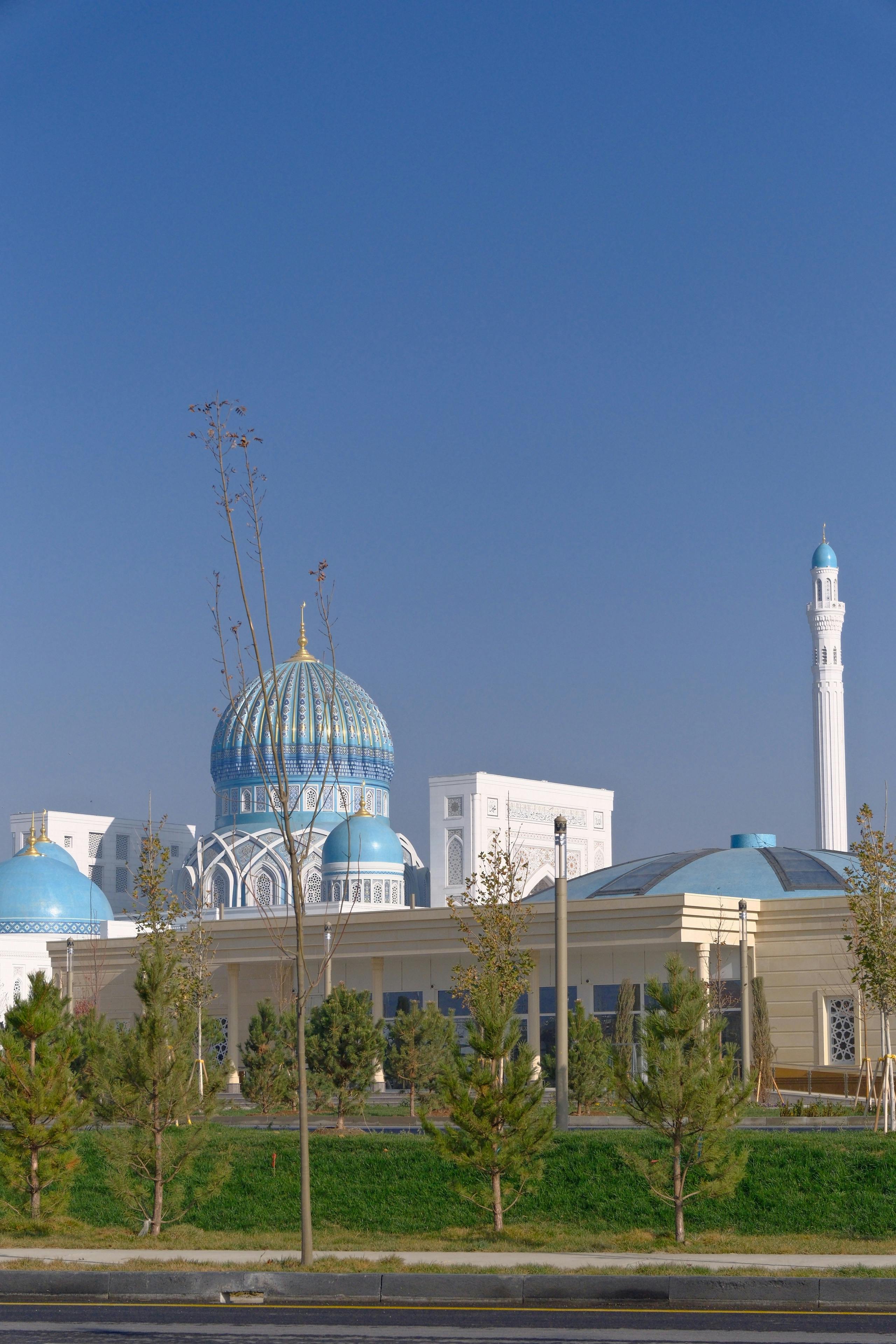 Explore Uzbekistan - Image 1