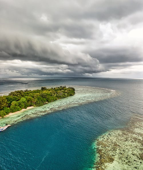 Photographie Aérienne Des îles Sous Un Ciel Nuageux