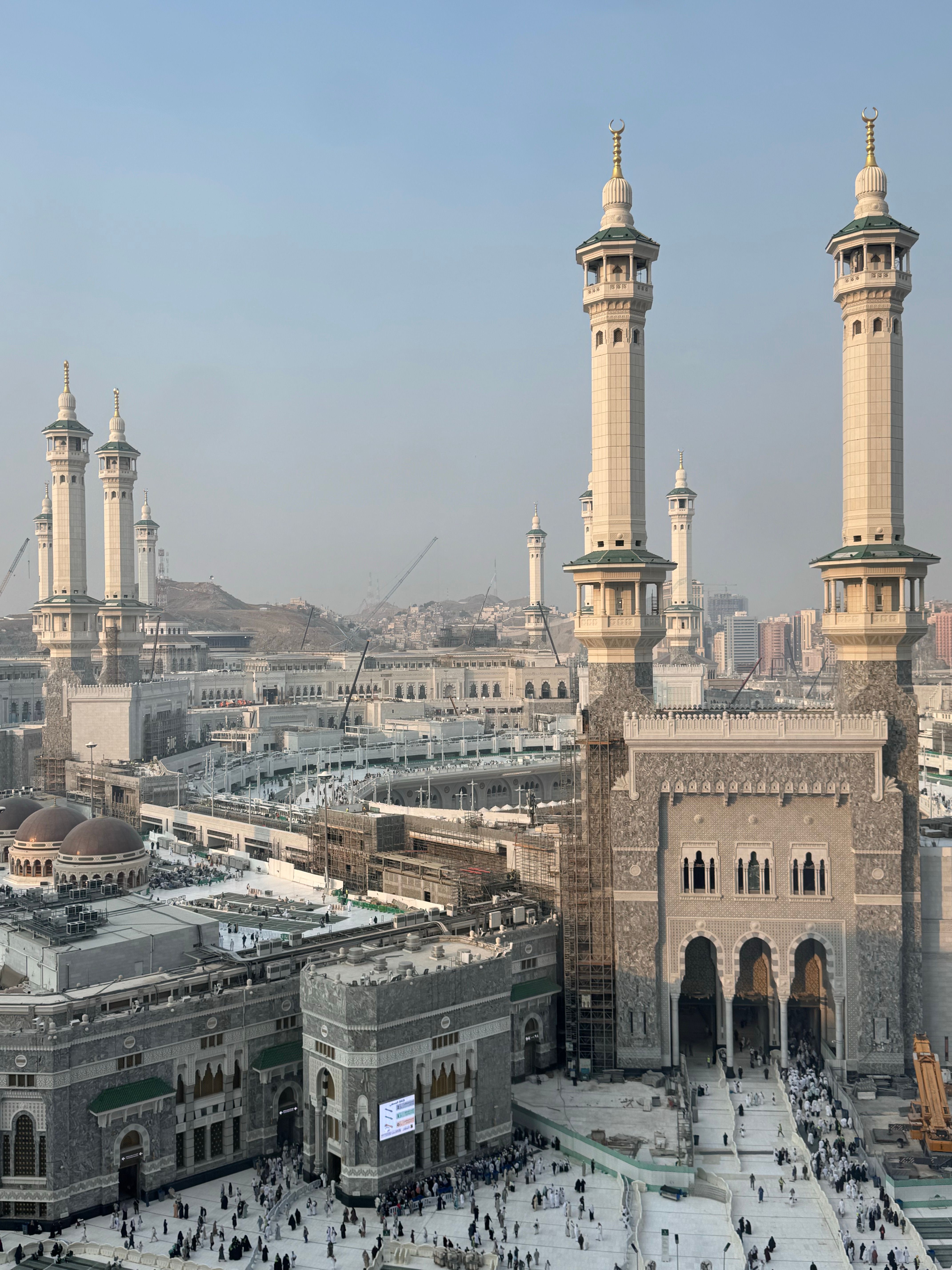 hero, Three Saudi visas side by side: tourist e-visa, Umrah visa, and visit visa, with key differences highlighted
