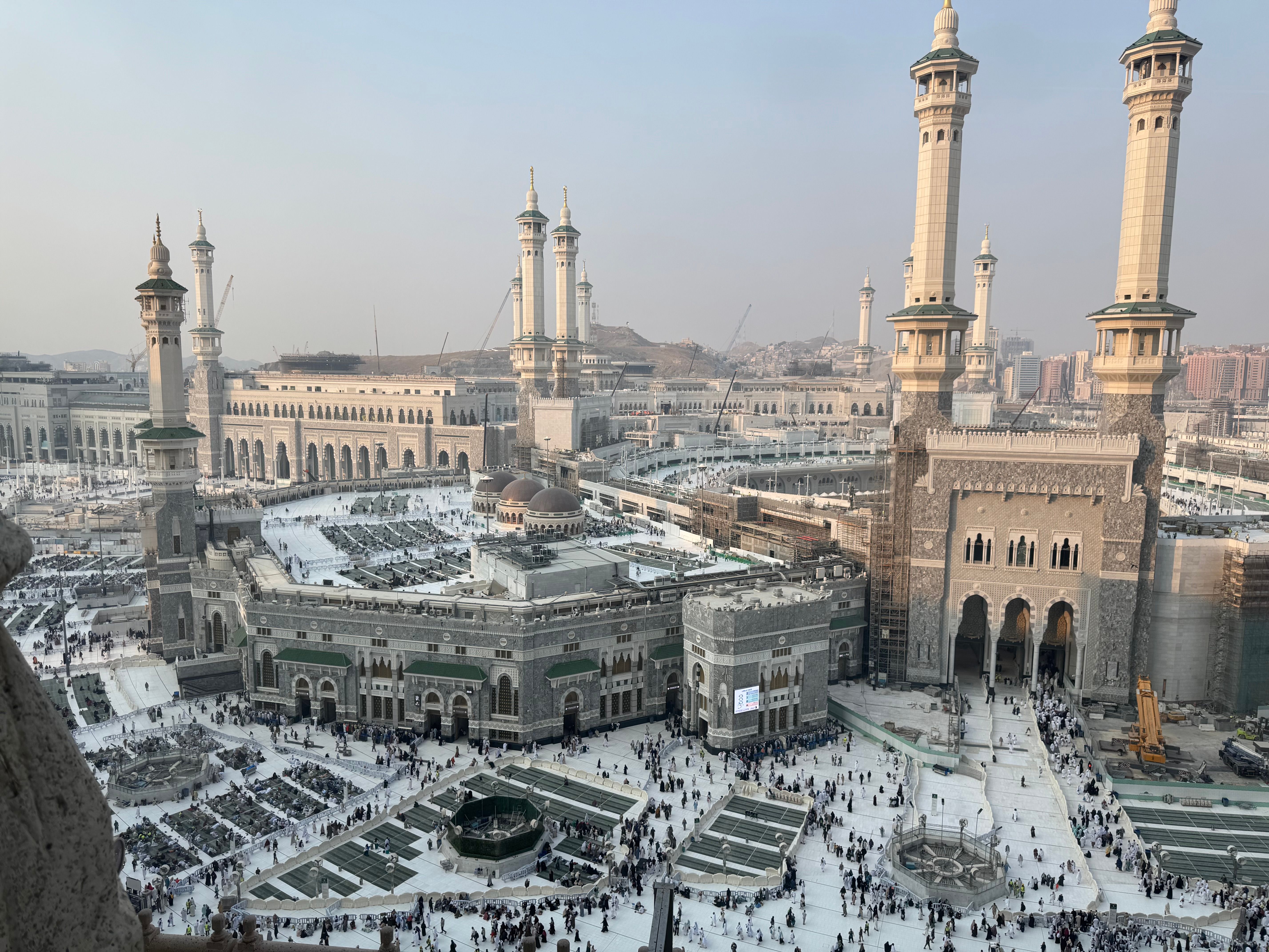 aerial-view-of-masjid-al-haram-in-mecca-free-stock-photo