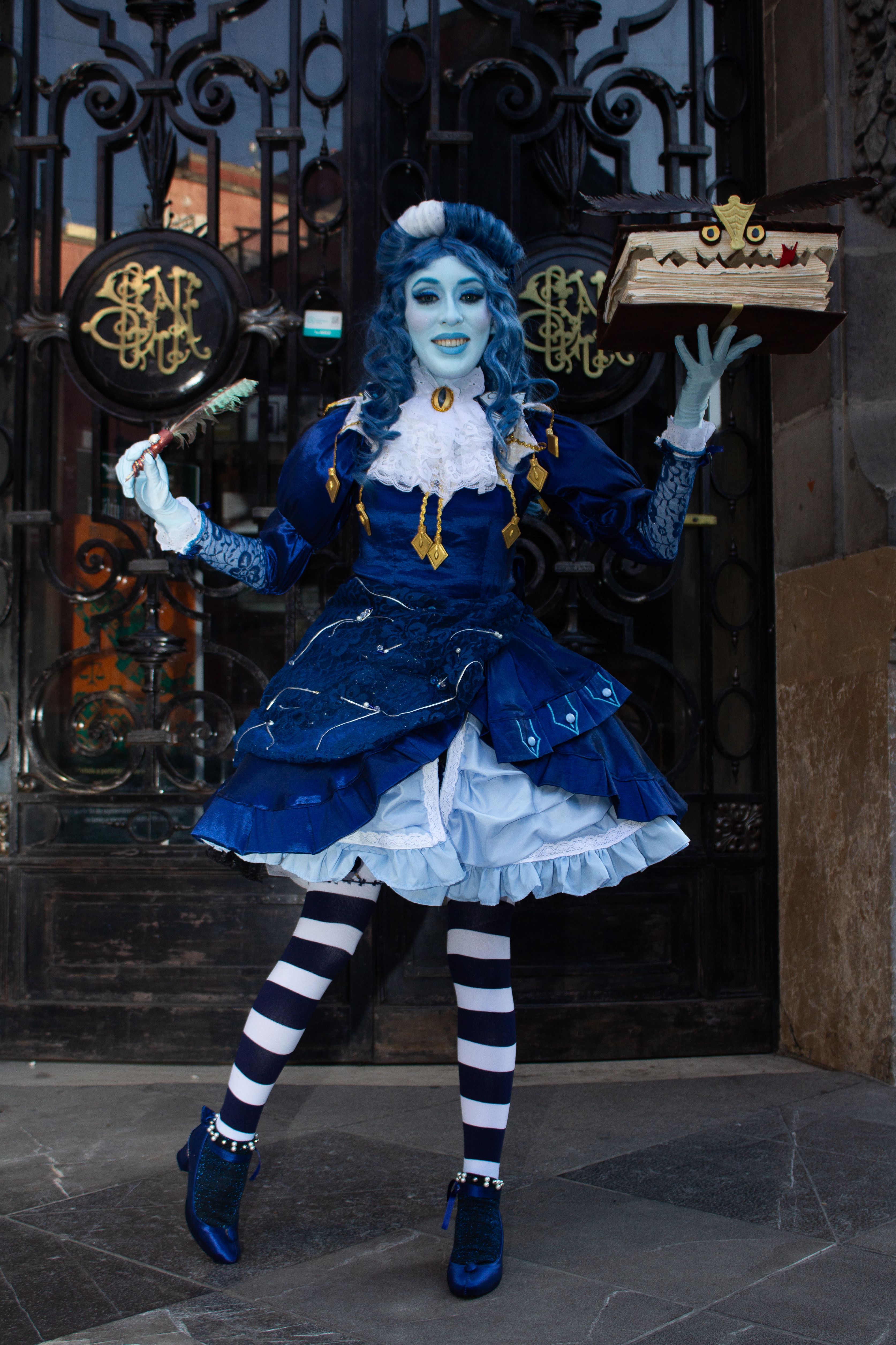 Steampunk Cosplay with a Vintage Twist