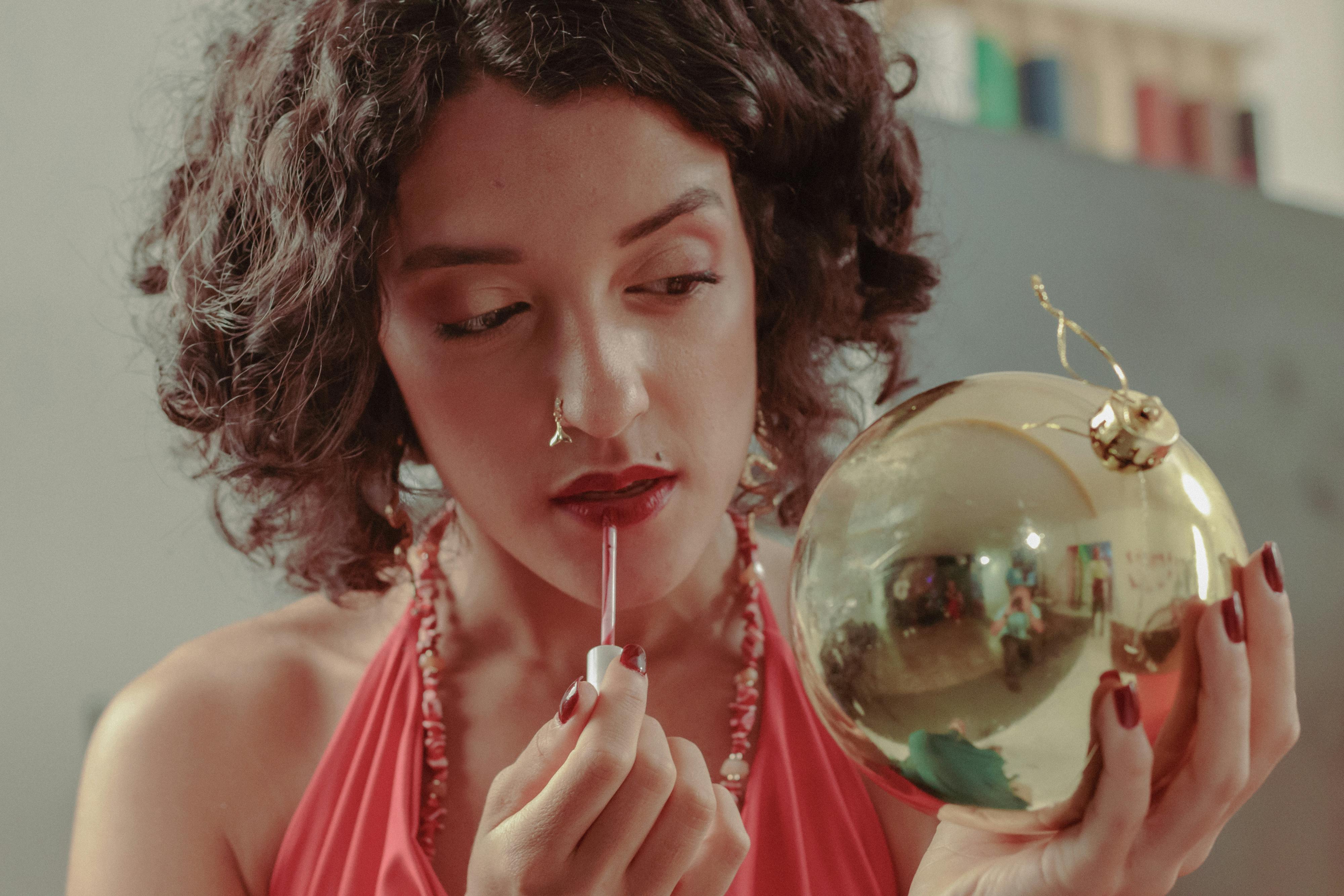 Tren makeup tanpa makeup: Teknik dan produk untuk tampilan alami