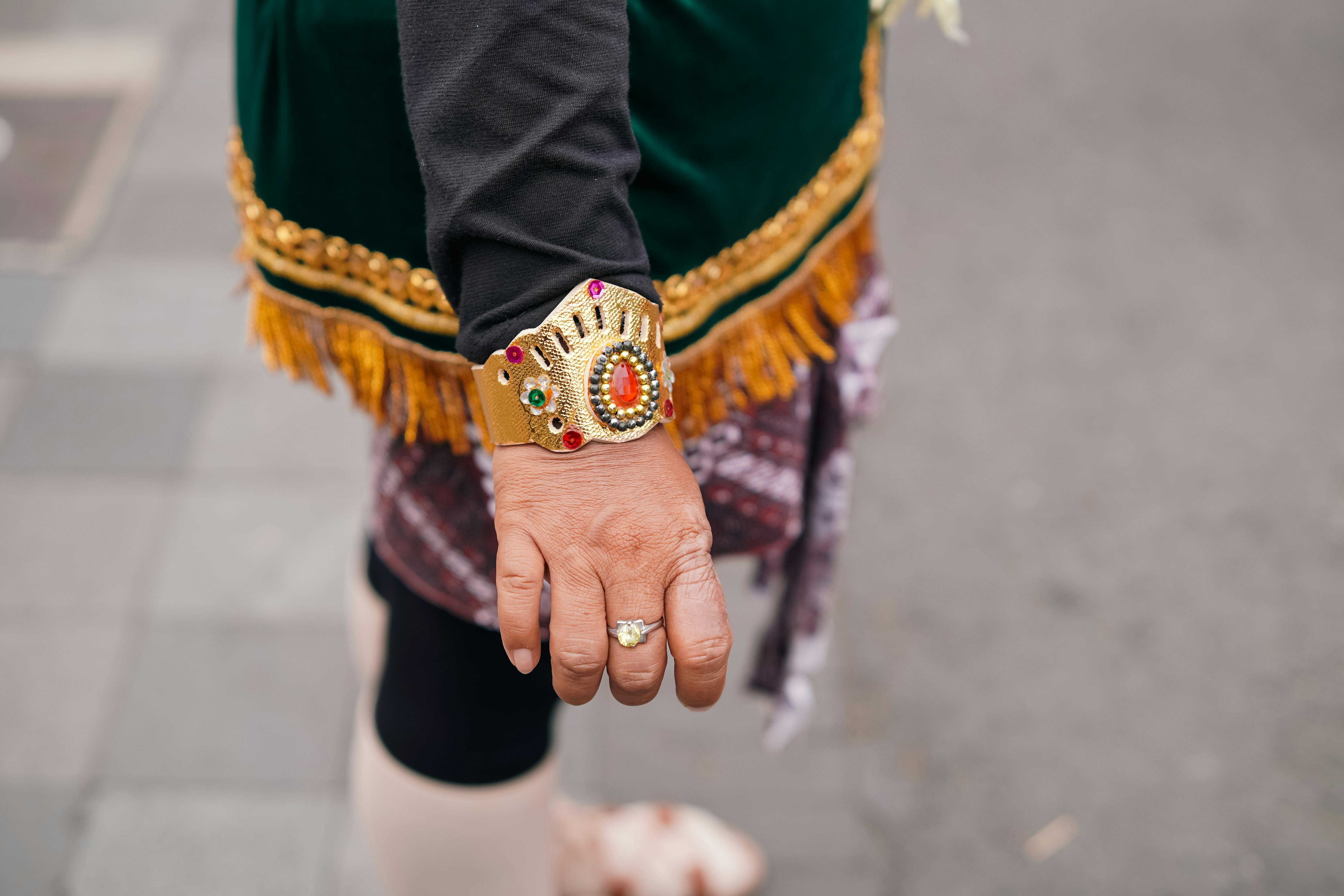 Integracion Cultural en Suiza: Guia para Latinos October 2020