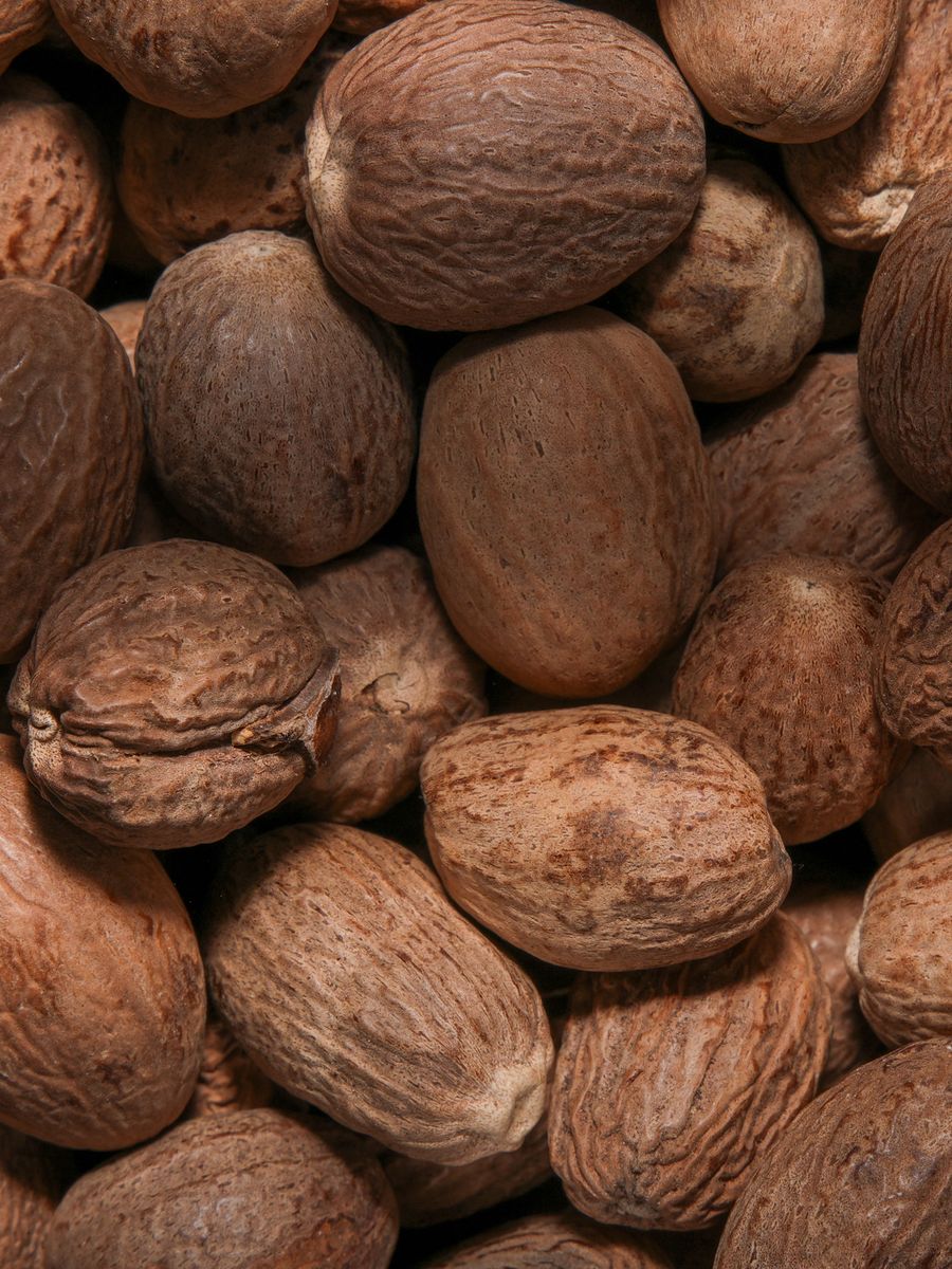 Whole nutmeg seeds