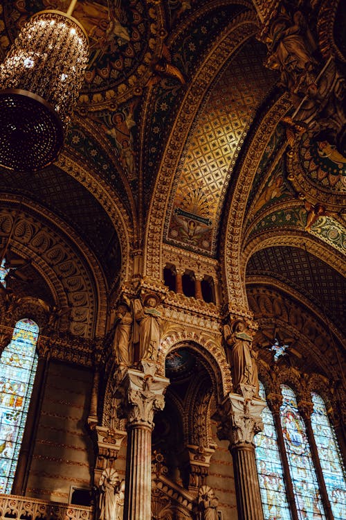 Low Angle Photo Of Ceiling 