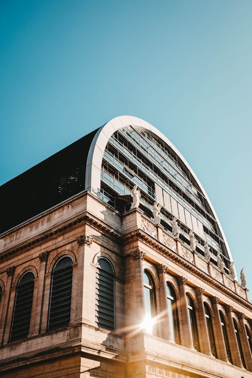 Photo Du Bâtiment à L'aube