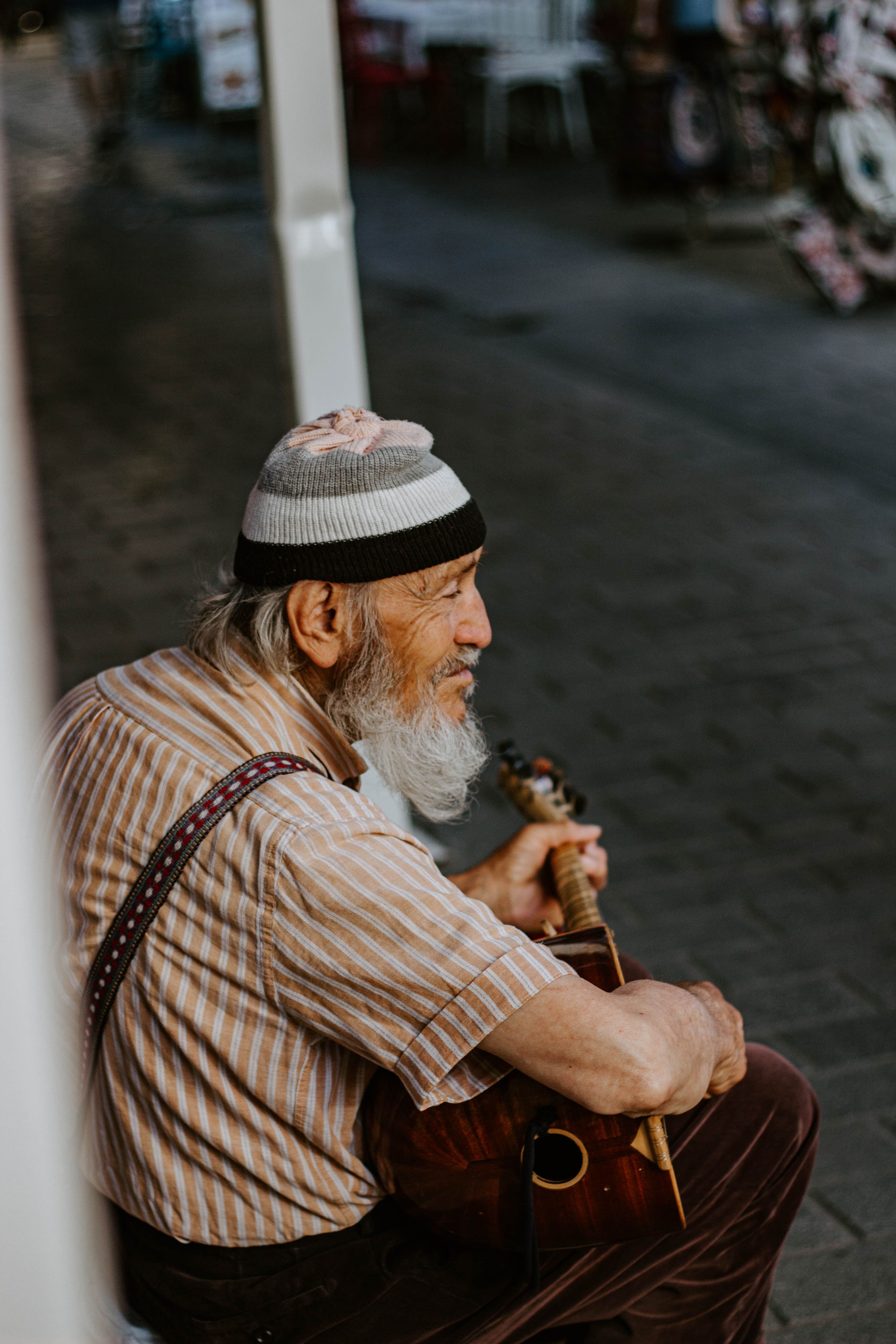 Elderly Musician with Traditional Instrument in Istanbul · Free Stock Photo