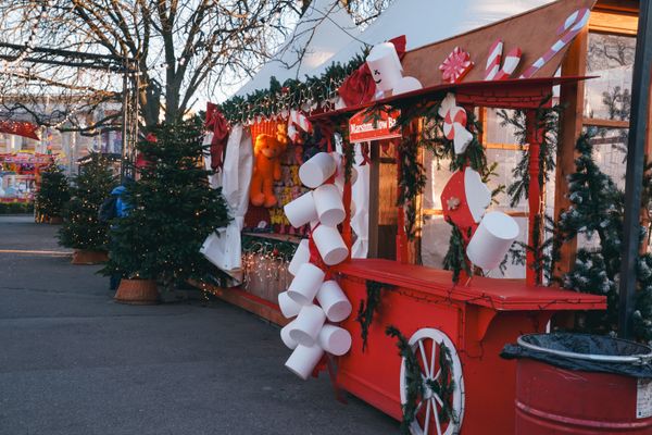 Christmas Market Stall jigsaw puzzle