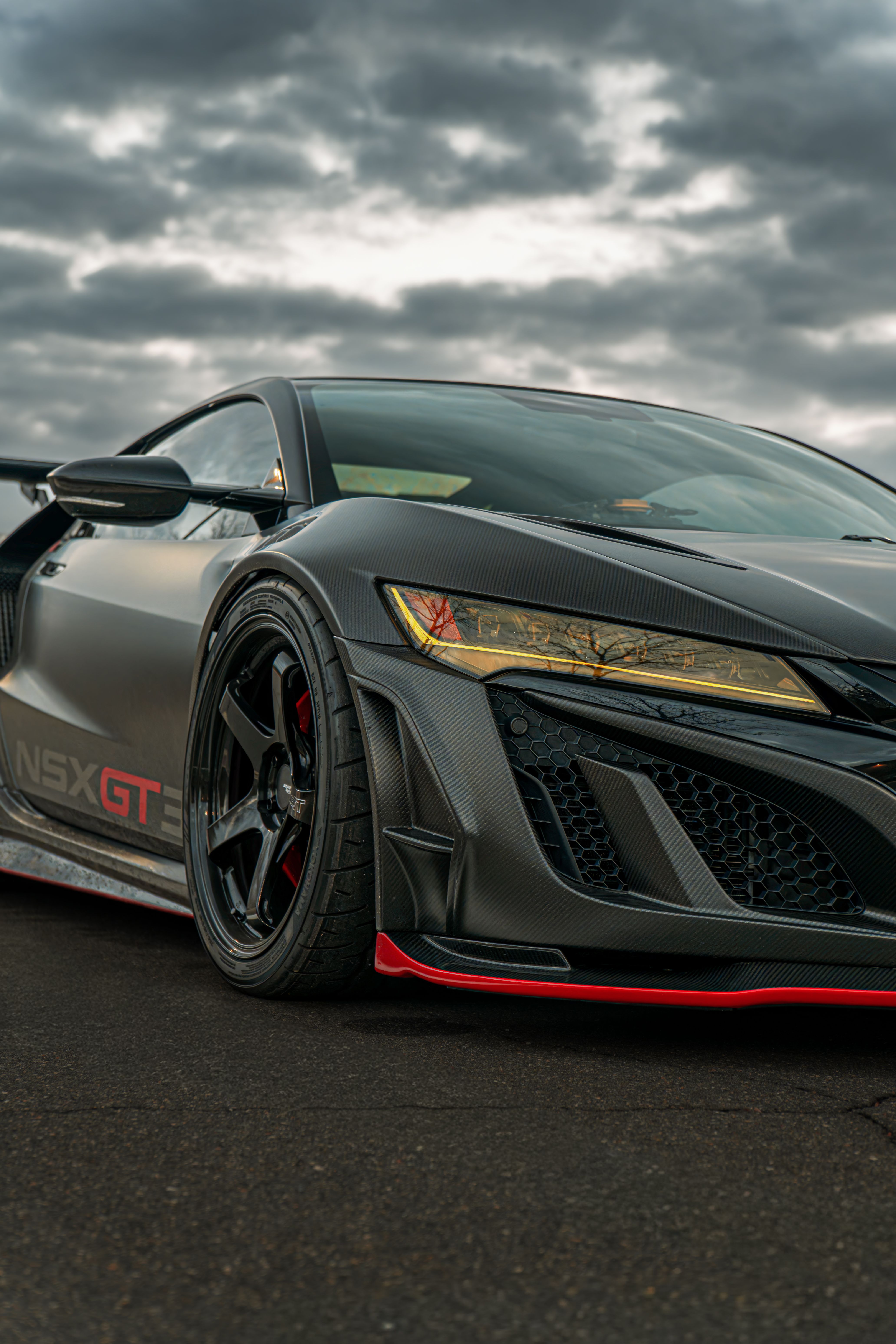 Sleek Custom Race Car with Alloy Wheels · Free Stock Photo