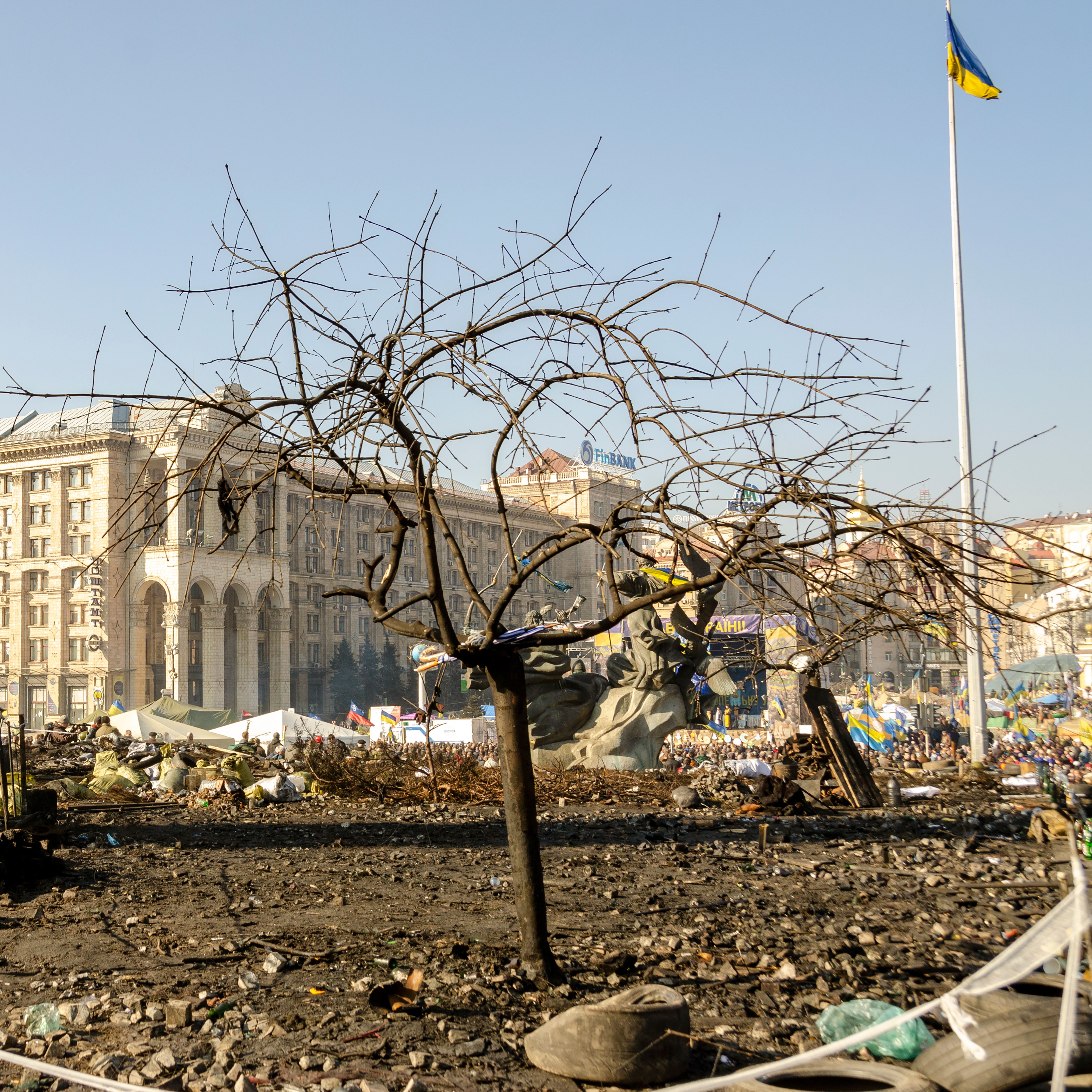 Serbia: Protest barriers removed following election result