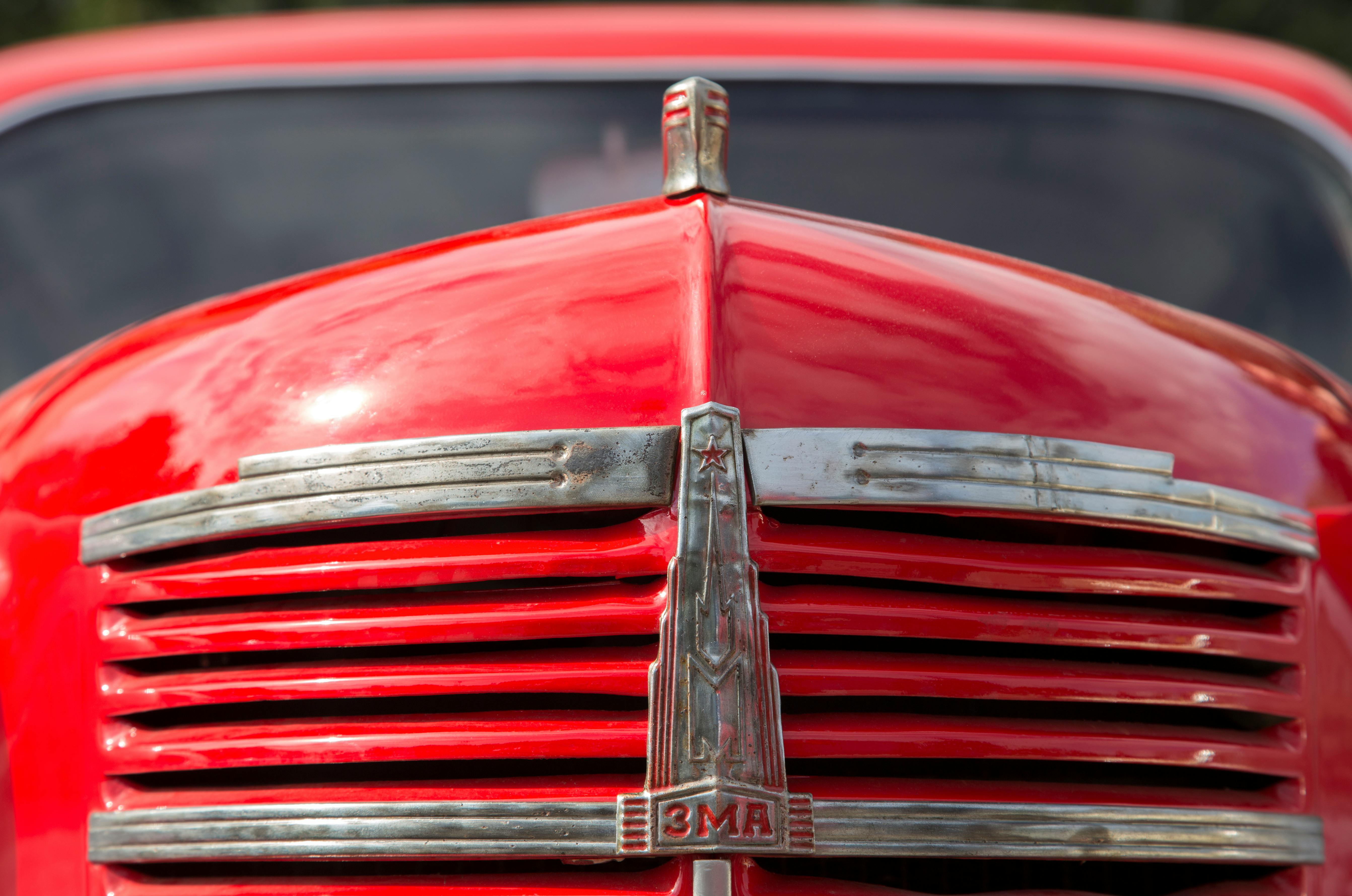 Pedal to the Metal: General Motors Orders Suppliers to Exit China Supply Chains — Photo by Valentin Ivantsov on Pexels
