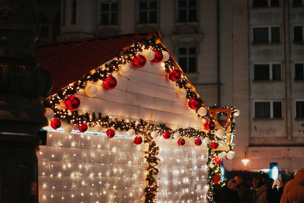 Full home Christmas display