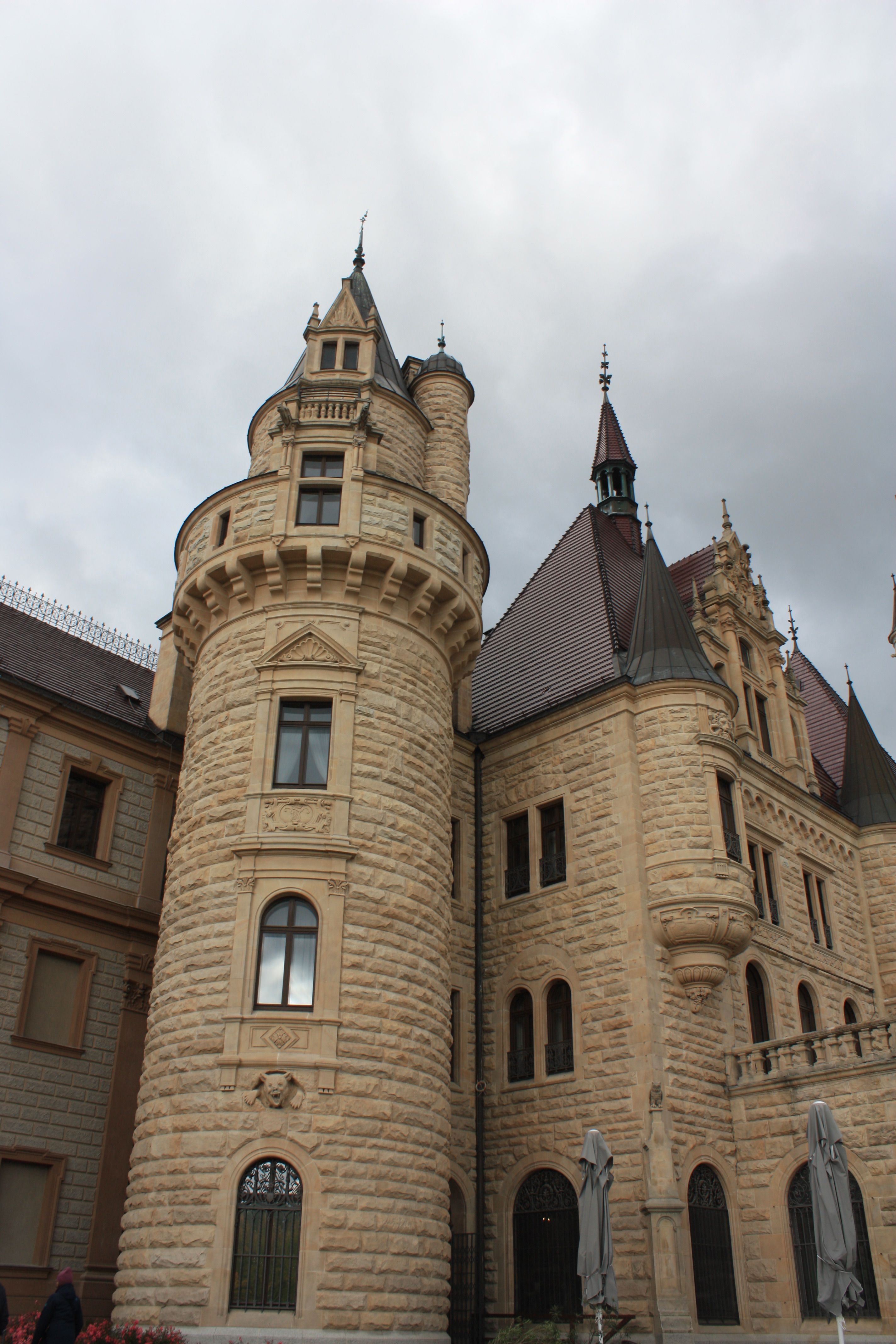 Gothic Revival Architecture Castle Exterior View · Free Stock Photo