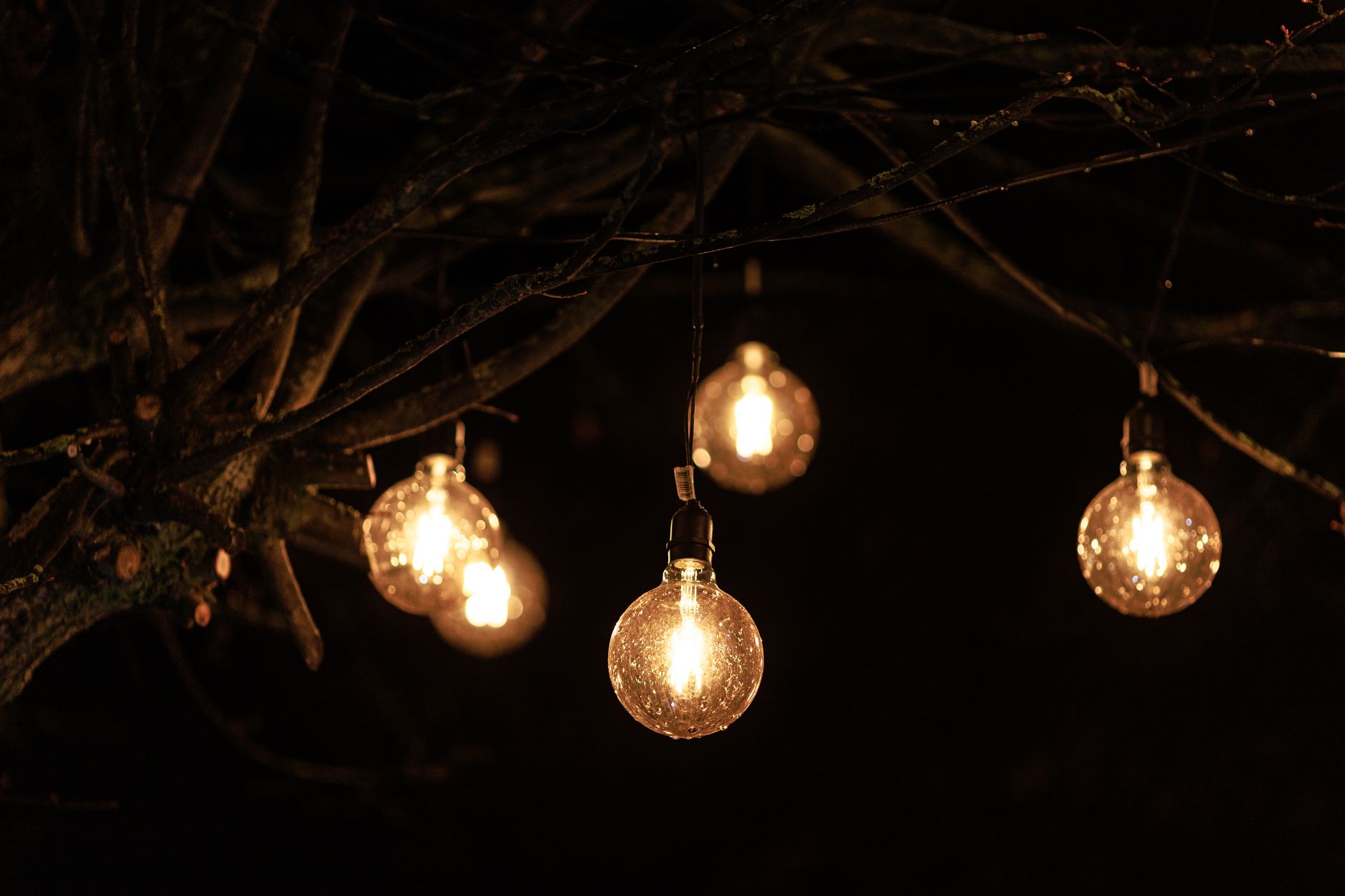 Best Outdoor Lighting 2026: Solar, LED & Motion-Sensor