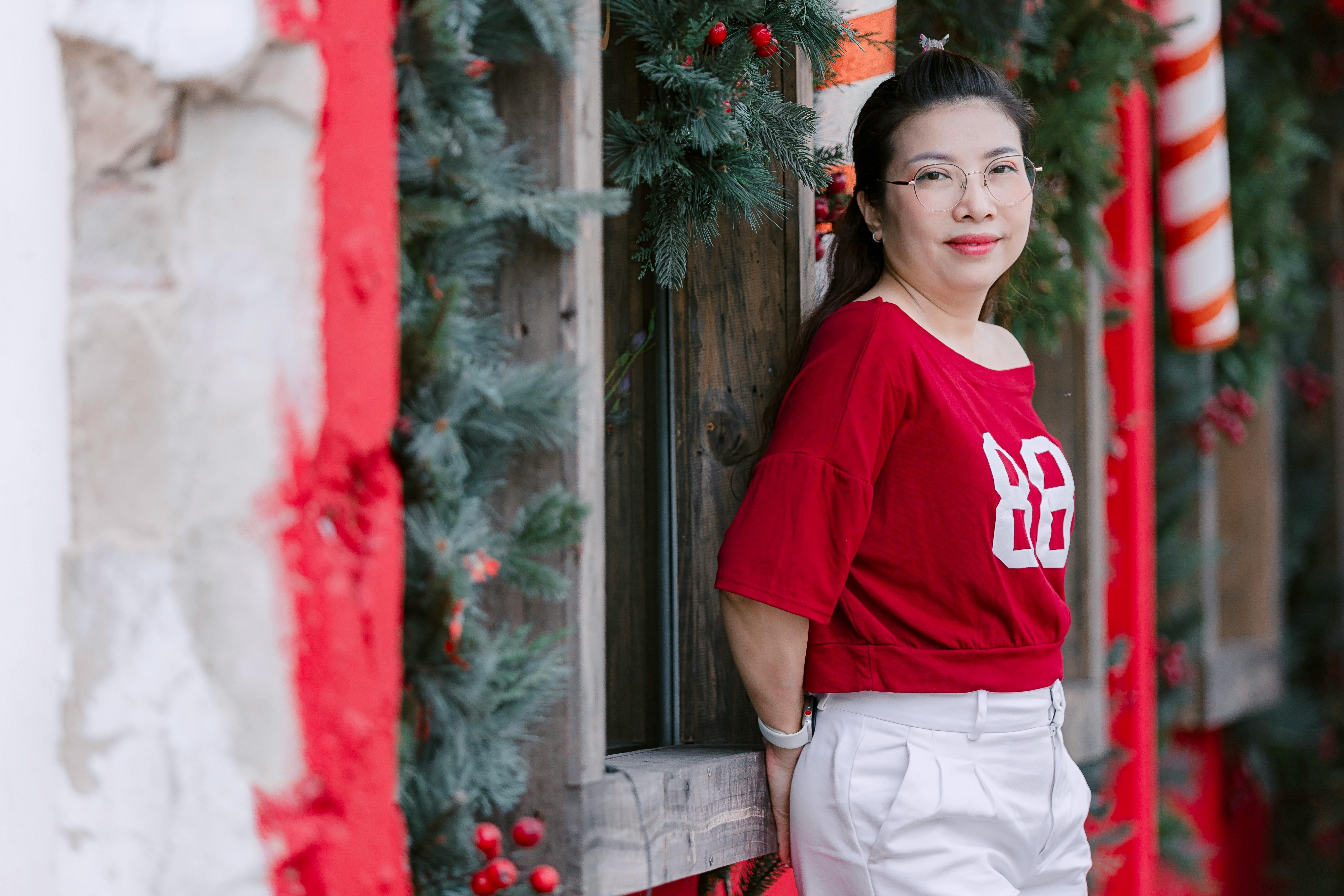 In HelloNation, Property Management Expert Jennifer Oliver Highlights When to Hire a Property Manager — Photo by 🇻🇳🇻🇳Nguy