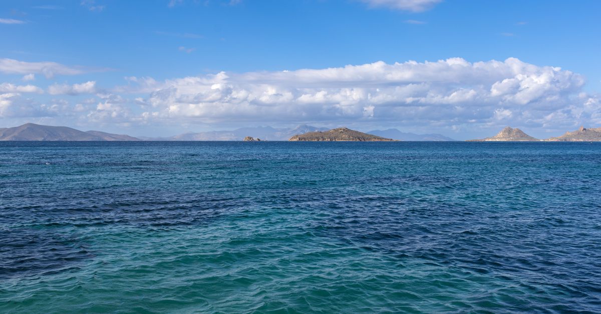 About Mustique