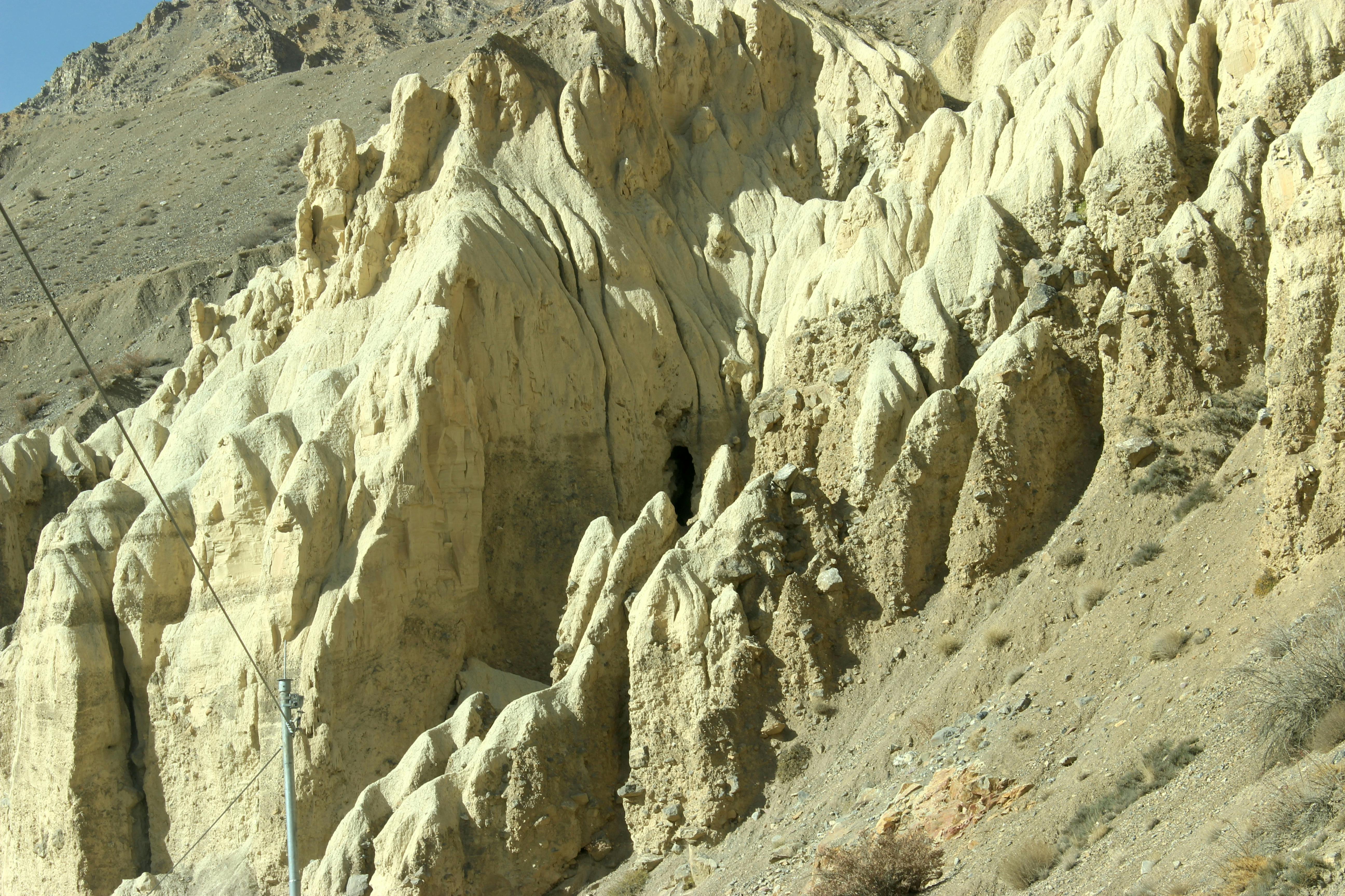 Hill Cave near Tabo