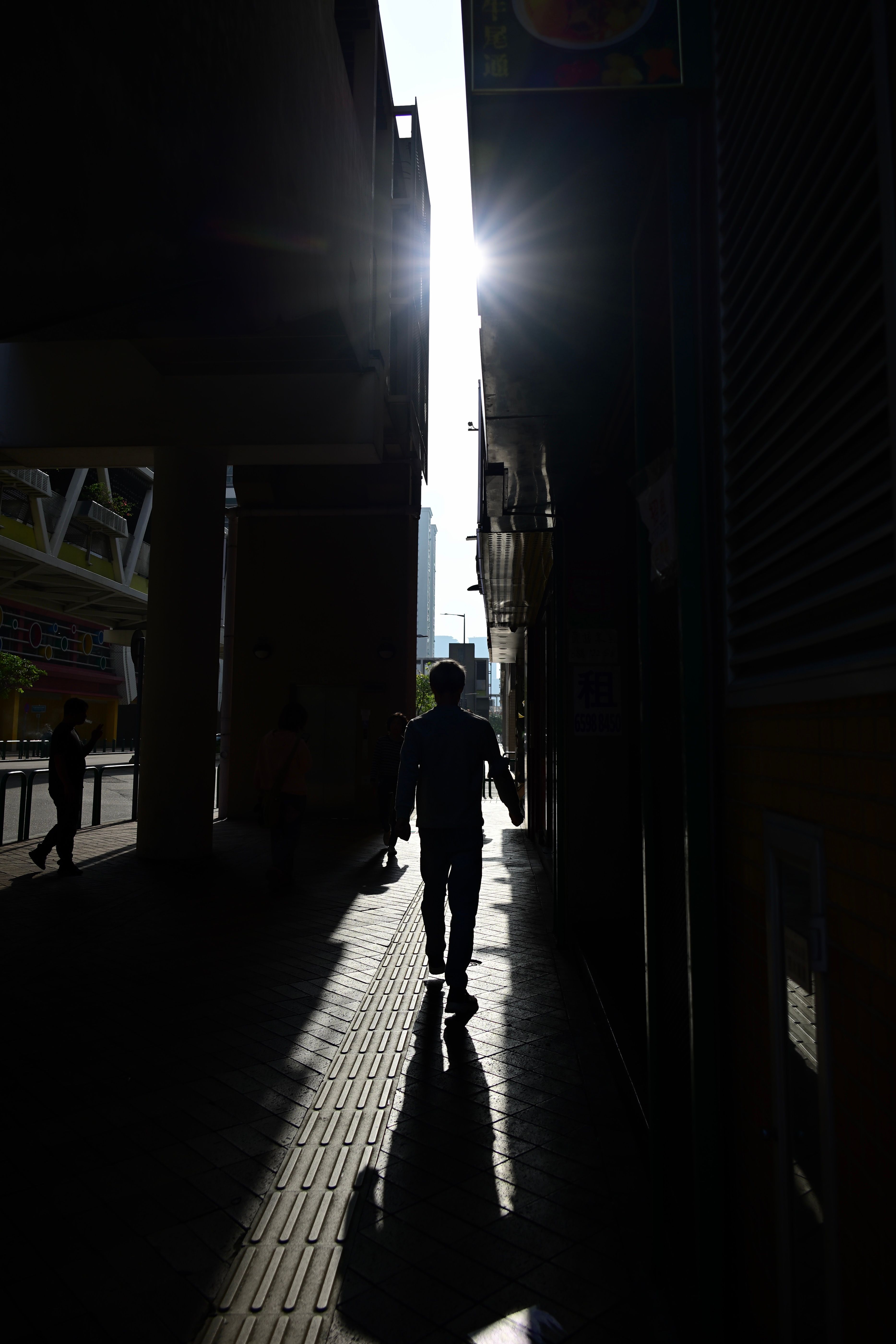Golden Hour Street Shots When the Sun Stays Up Late — when is golden hour in summer?