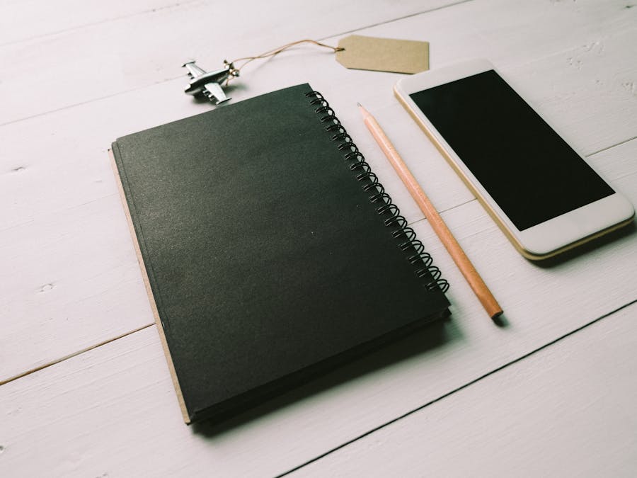 Photo by Porapak Apichodilok