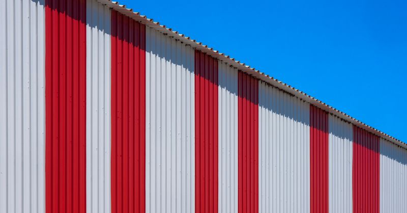 Extension bâtiment industriel : ce qui change en 2026 (structures métalliques et permis)