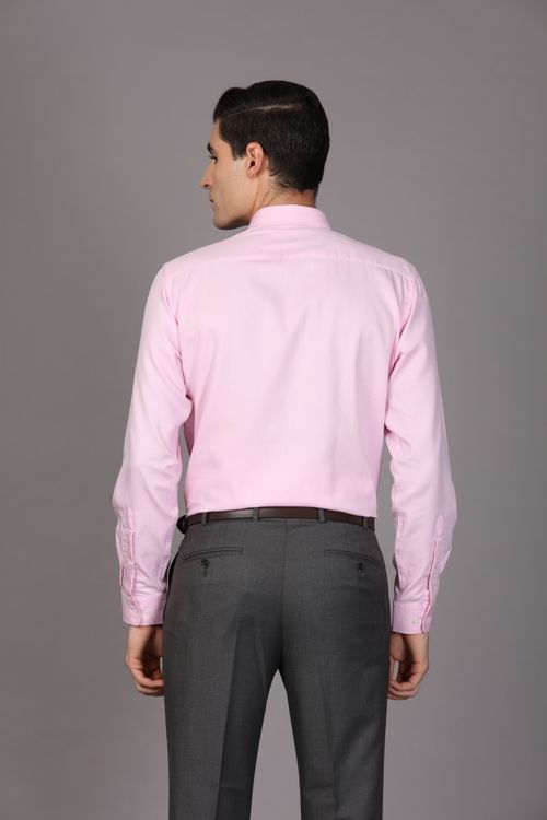 pink dress shirt with grey pants Decided to jump on this trend. On todays Ootd , Outfit details: , Pink shirt from @asos, Grey trousers from @asos , #summeroutfitideas #outfitideas #trend #modestfashion