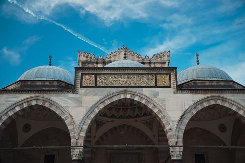 Free Explore the intricate architecture of a historic mosque in Istanbul, showcasing Islamic art and design. Stock Photo