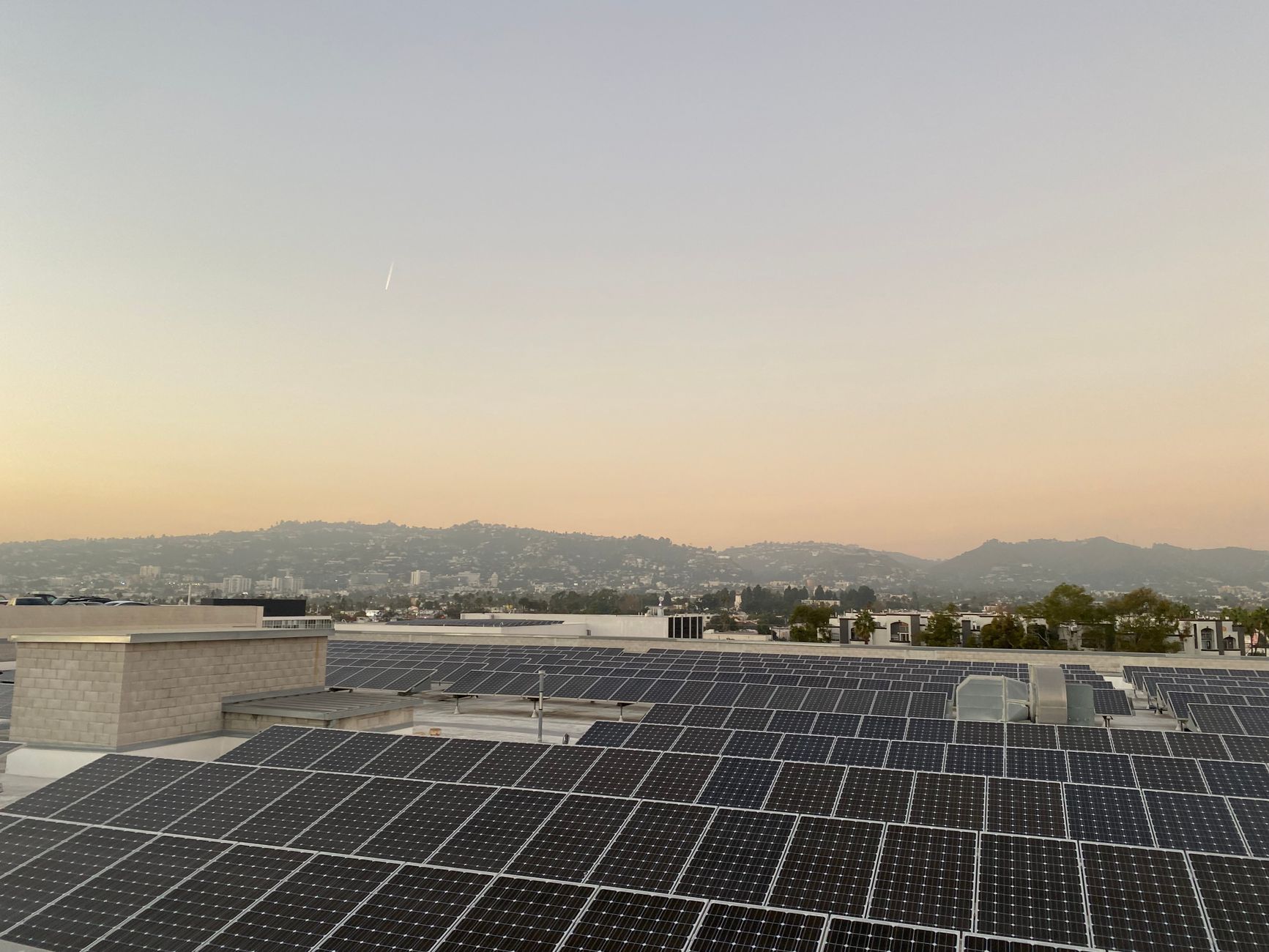 Harnessing the Sun: How LA's Smart Homes Are Leveraging Solar to Increase Property Value Harnessing the Sun: How LA's Smart Homes Are Leveraging Solar to Increase Property Value