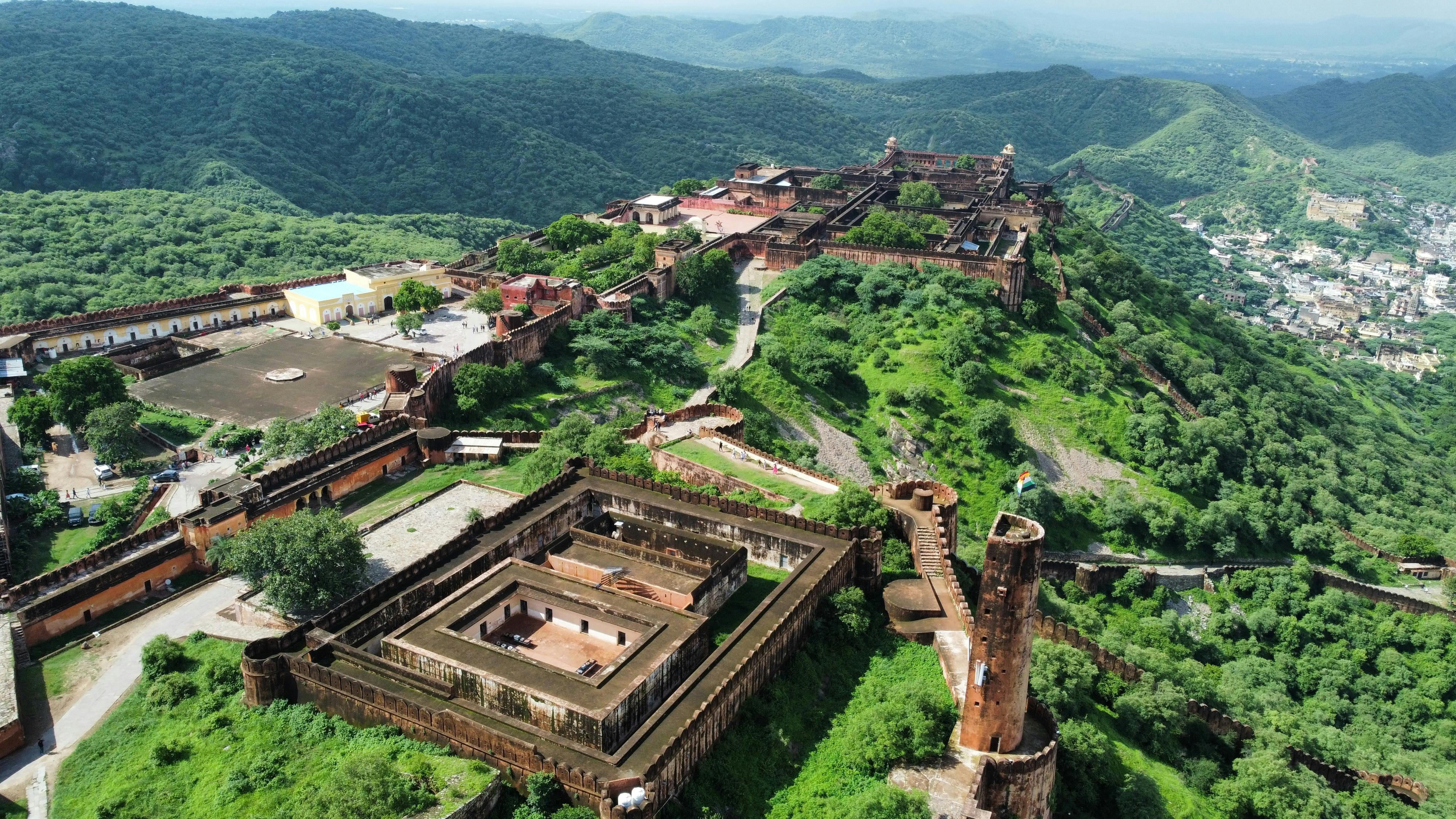 拚明院會先處理1.25兆國防特別條例與總預算