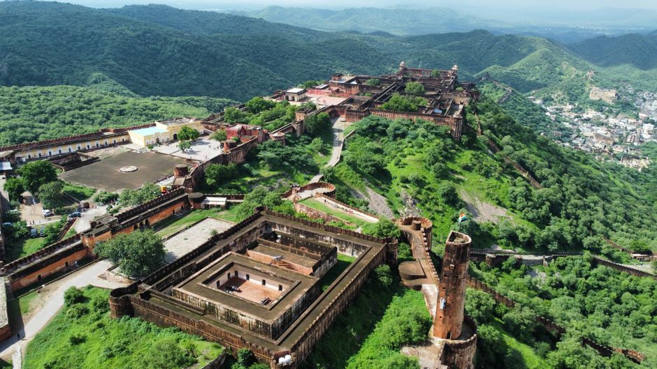 Trekking nocturne au Fort de Jaigarh avec observation astronomique