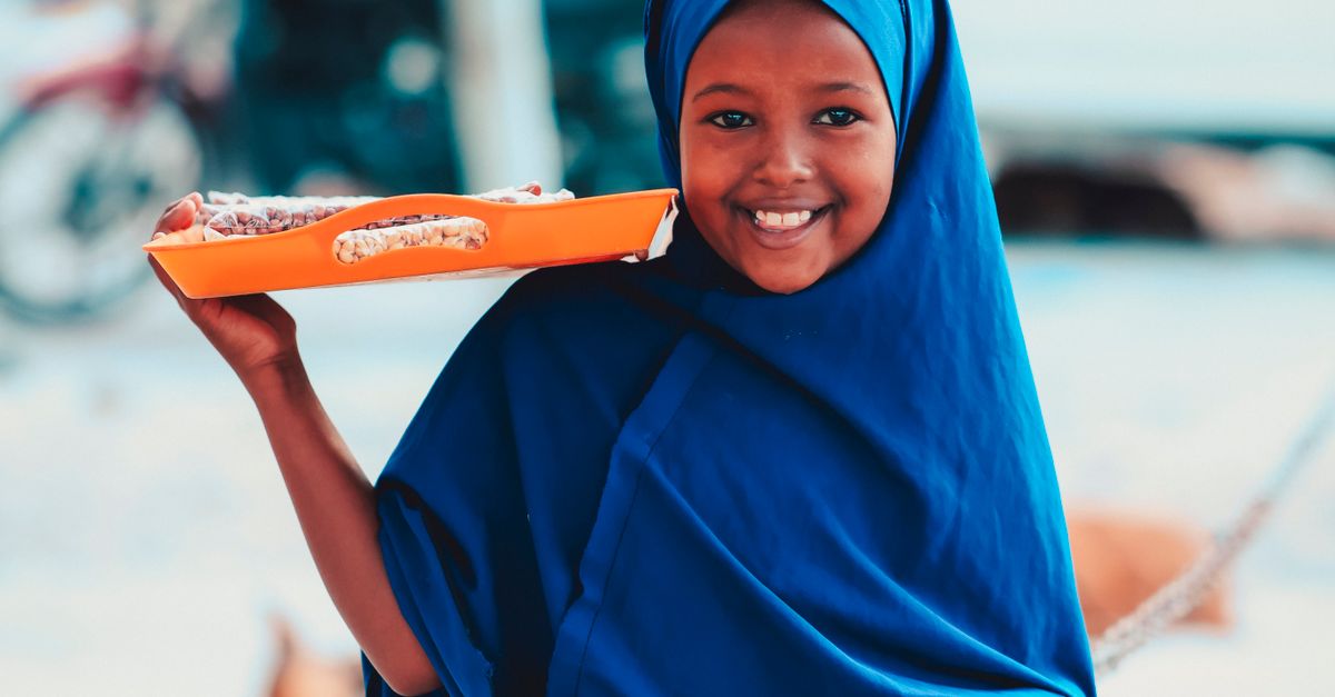 Somalia: casos de RSE que fortalecen cadenas responsables y apoyo comunitario Somalia: casos de RSE que fortalecen cadenas responsables y apoyo comunitario