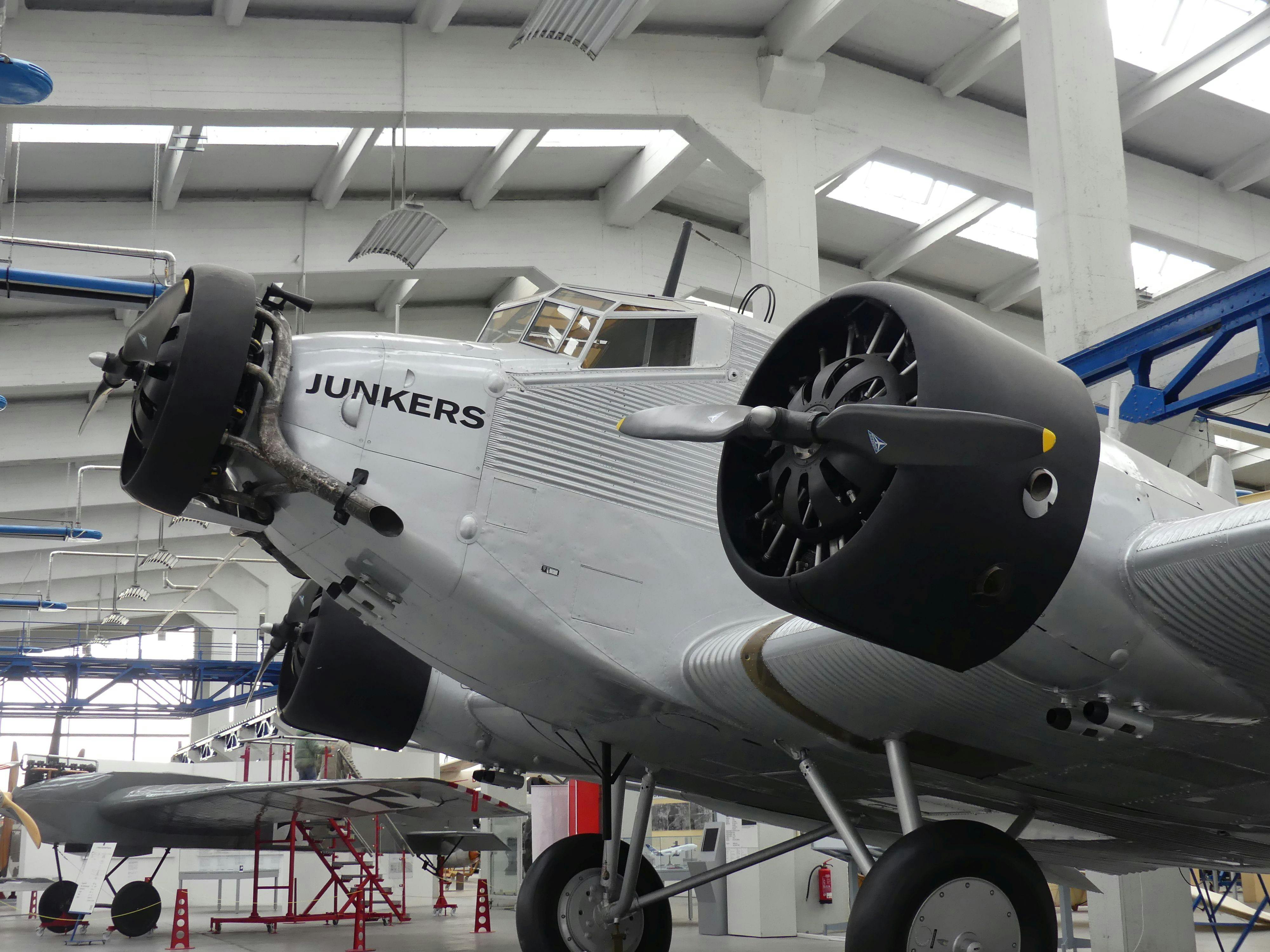 國際油價飆升卻機票漲幅不如預期？航空業的隱藏警告