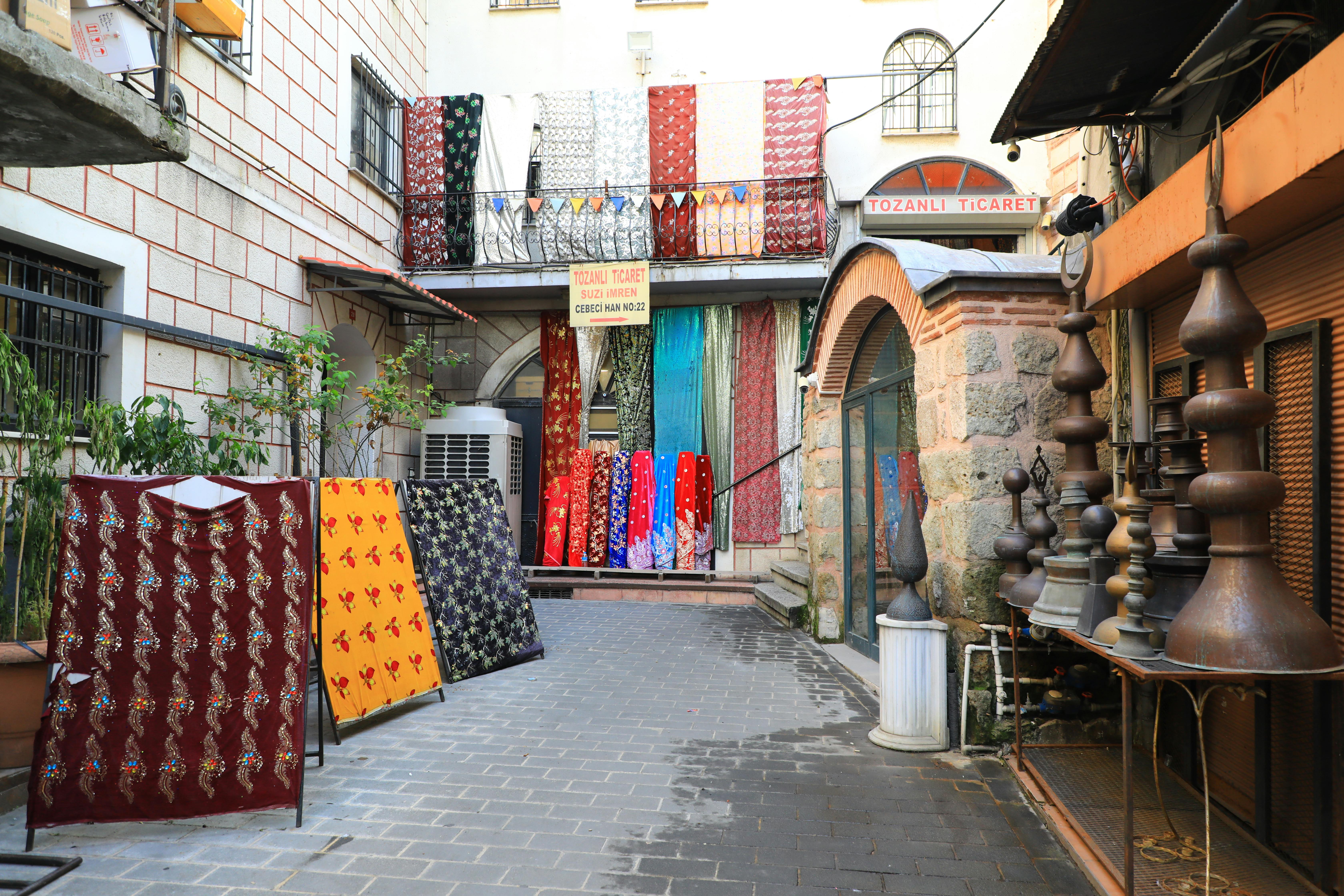 總統提出四大支柱政策：強化國防與經濟發展