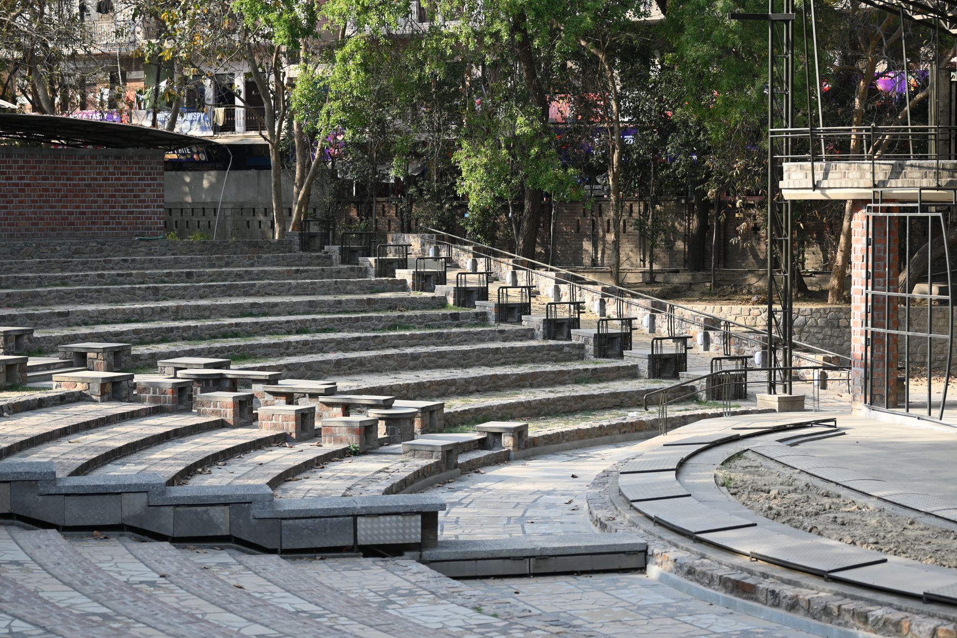 Mumbai travel and vehicle rental photo 2