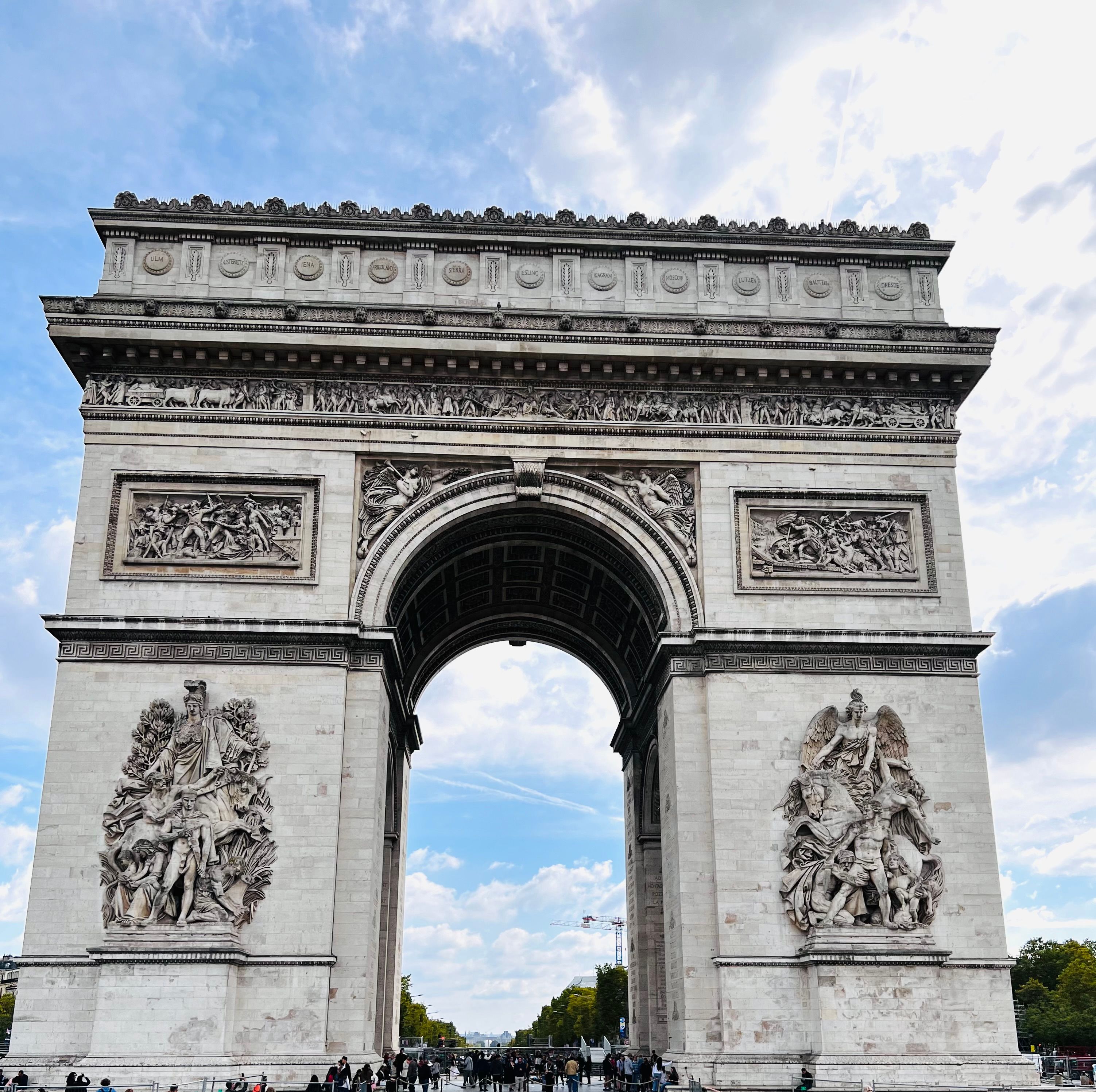 Stunning View of Arc de Triomphe in Paris · Free Stock Photo