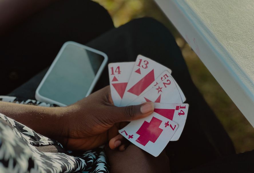 Online Casino: Spielautomaten und Live-Spiele im Überblick