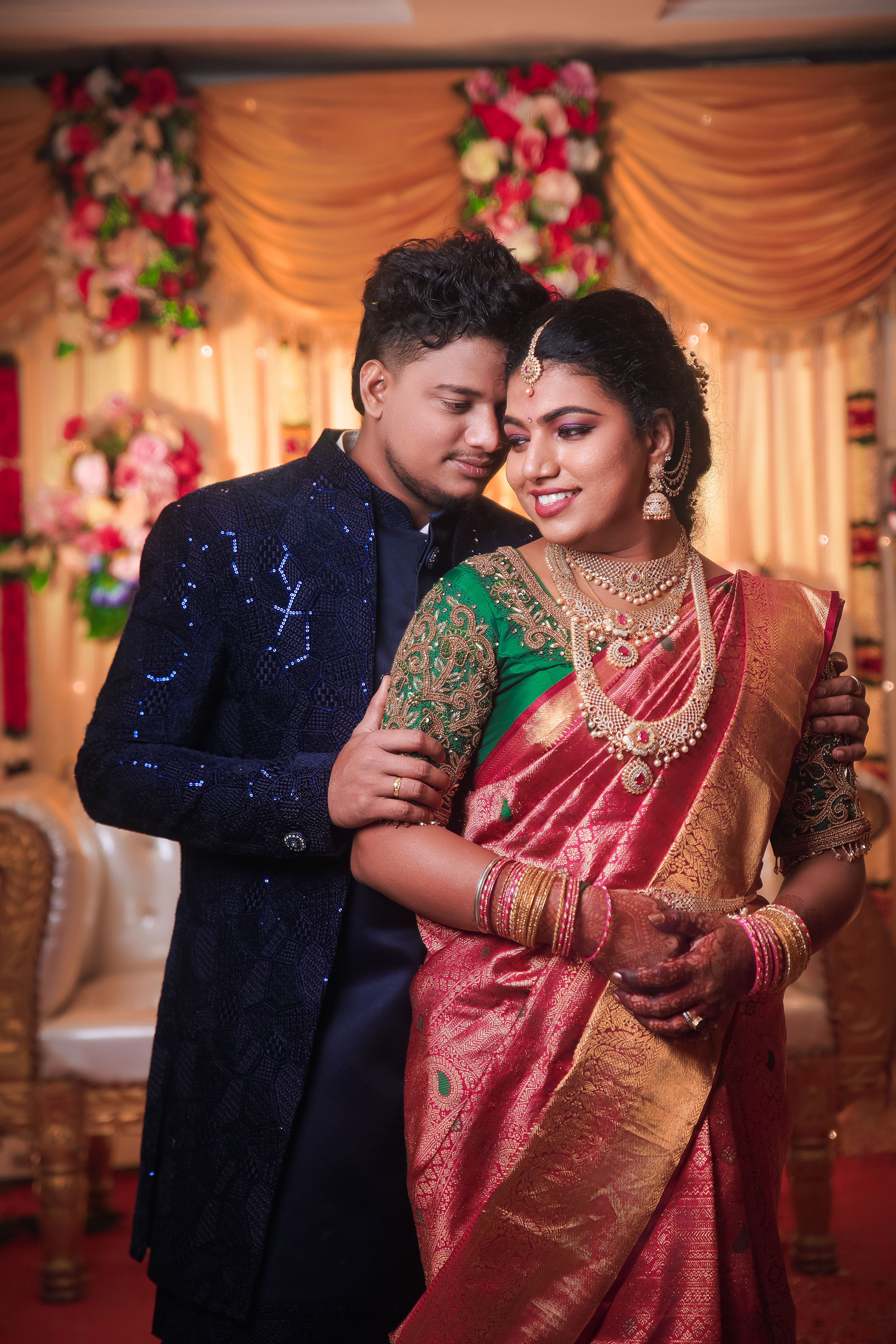 Elegant Indian Couple in Traditional Wedding Attire · Free Stock Photo