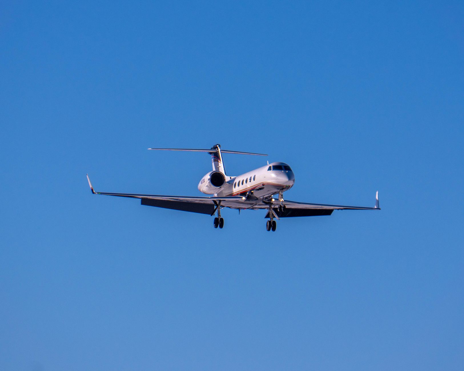 Guide complet de l'assurance pour jets d'affaires