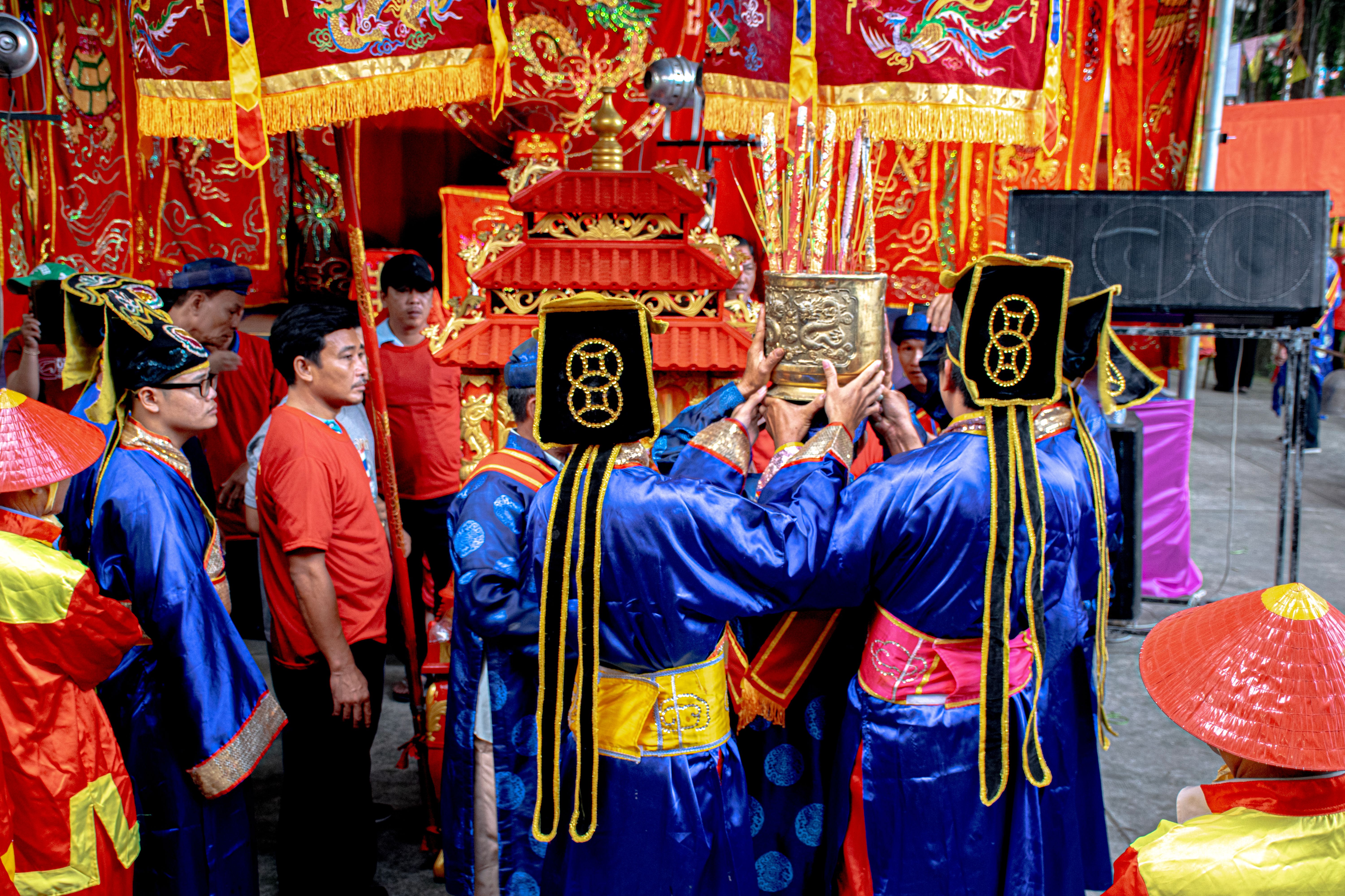 Mengenal Ritual 'Manggulang': Upacara Adat Penghormatan Alam Bandarseribentan