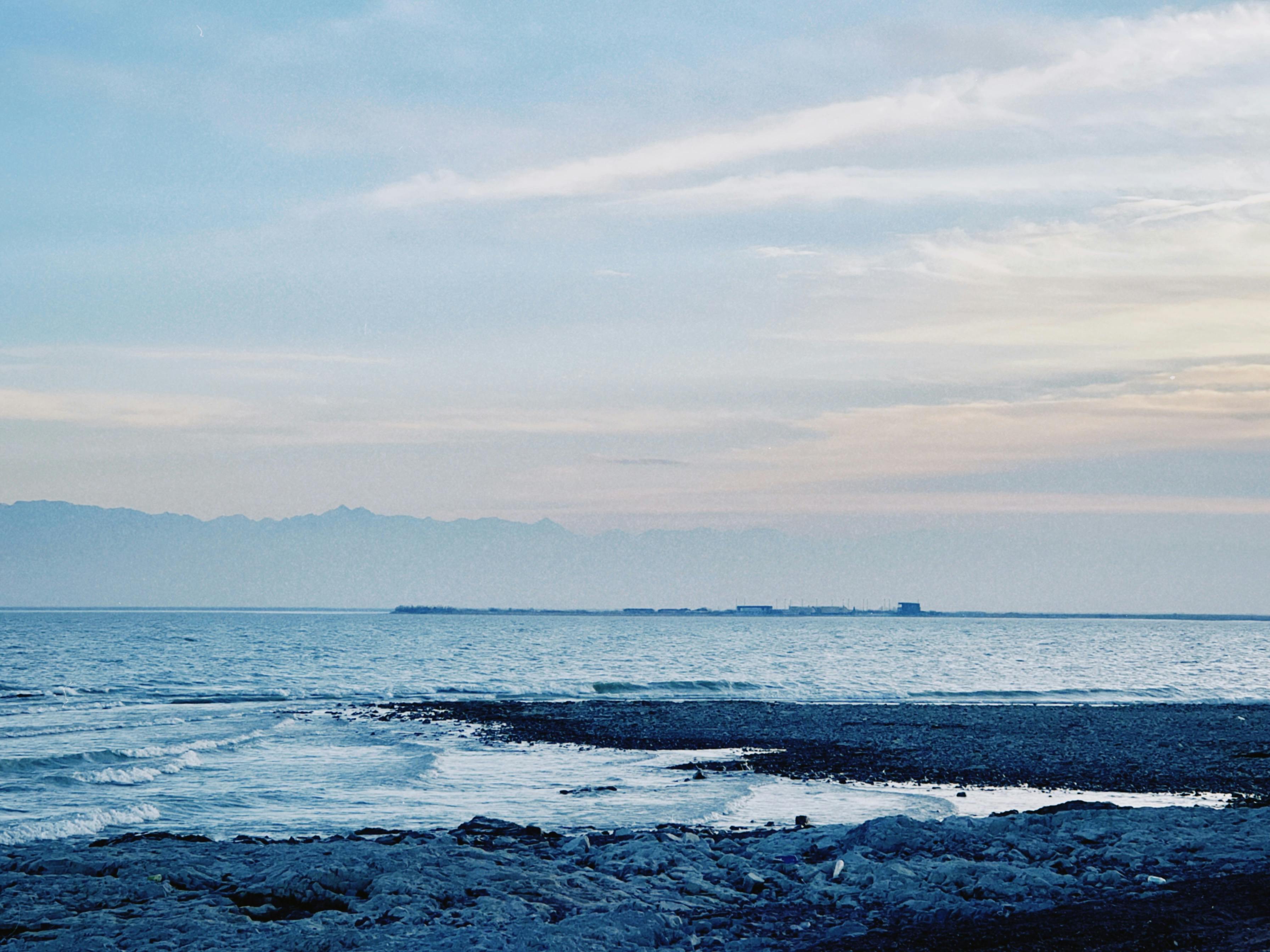 The Timeless Touch of Vinyl: Why Tangibility in Music Matters