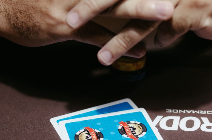 Online Casino: Spielautomaten und Live-Spiele im Überblick
