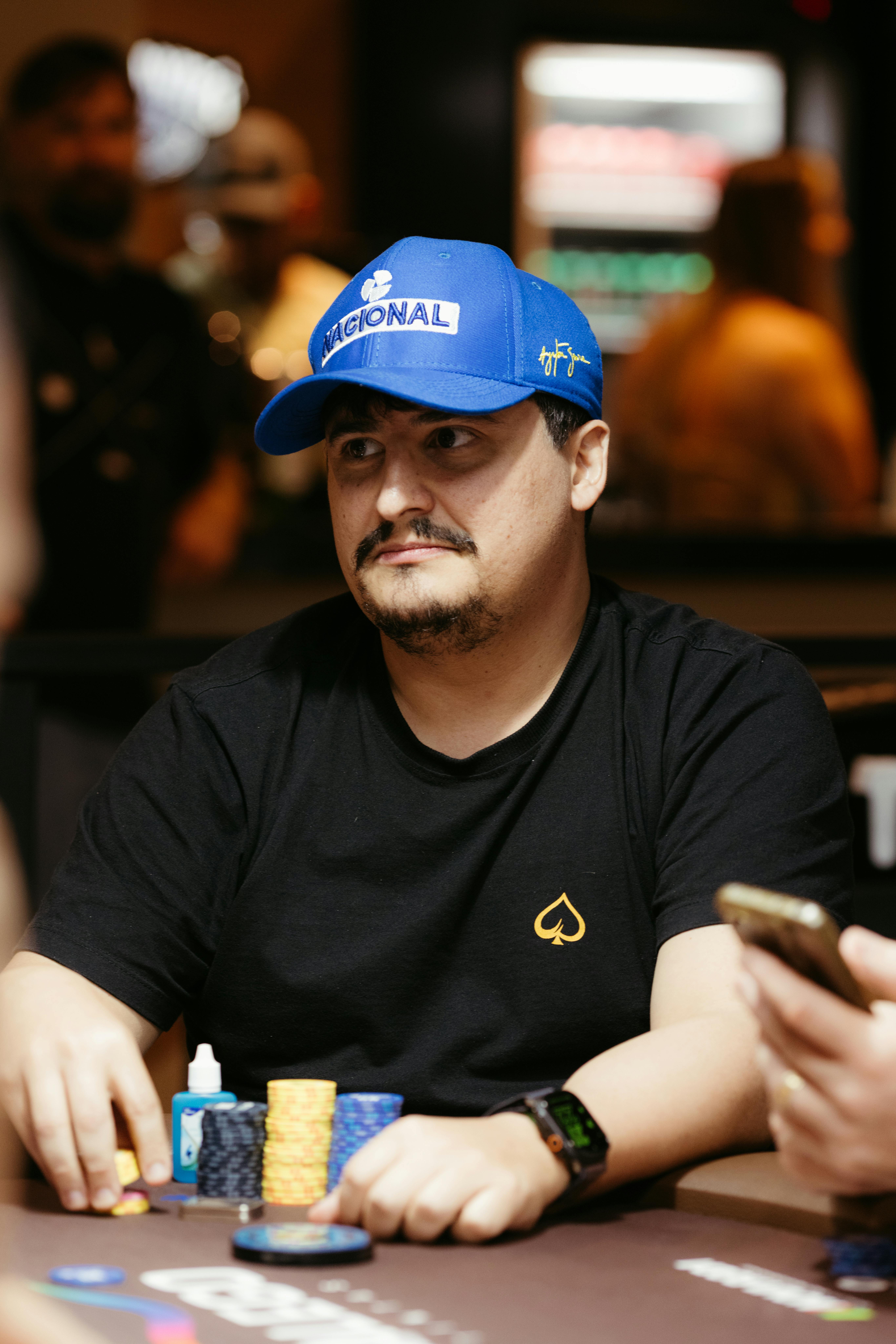 Playing the Online Poker High Stakes