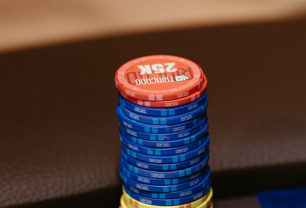 Online Casino: Spielautomaten und Live-Spiele im Überblick