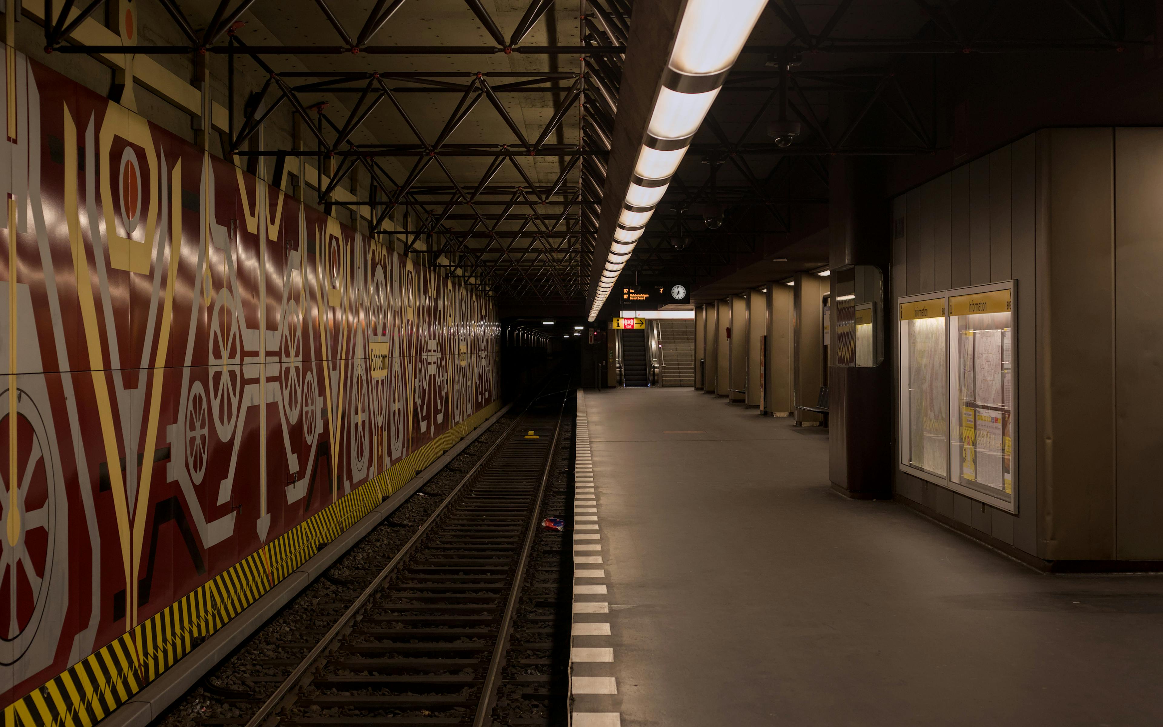 Berlin calls Europe’s immigration hard-liners to summit on asylum rules — Photo by Julien on Pexels