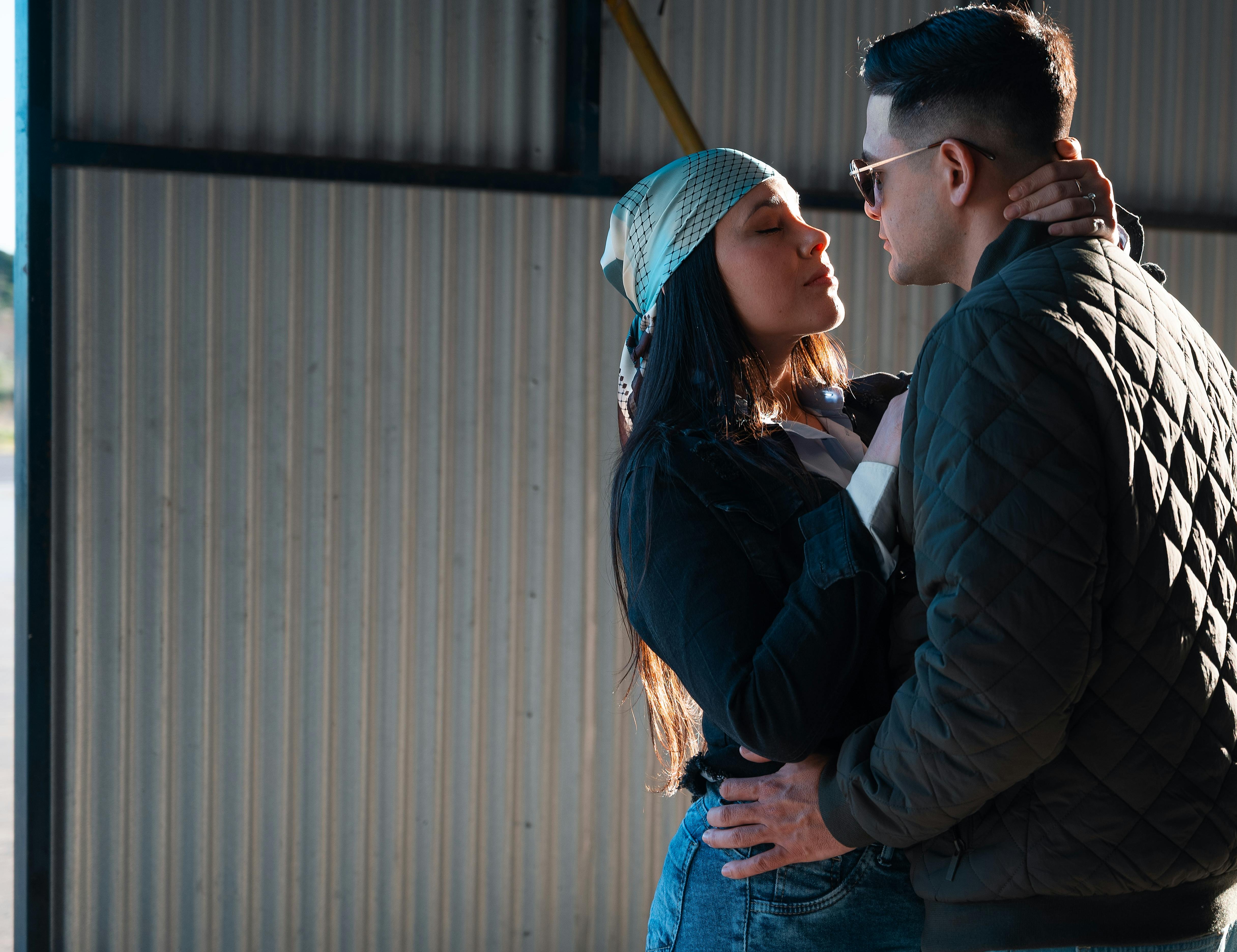 De franc Foto d'estoc gratuïta de abraçada, abraçant, afecte Foto d'estoc