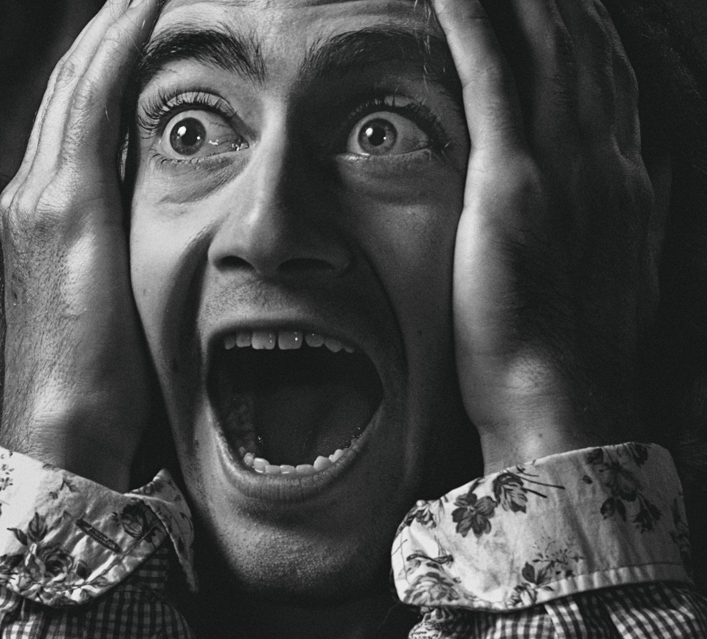 Medo de Ser Feliz: O Que Impede a Plenitude?