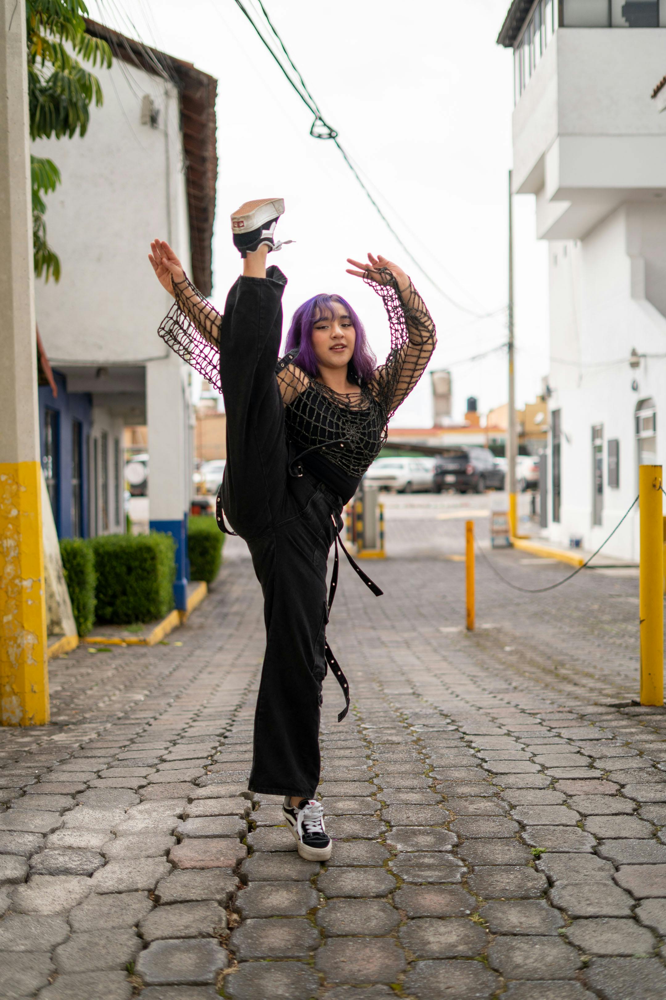 grátis Foto profissional grátis de área urbana, arte de dança, artista de rua Foto profissional