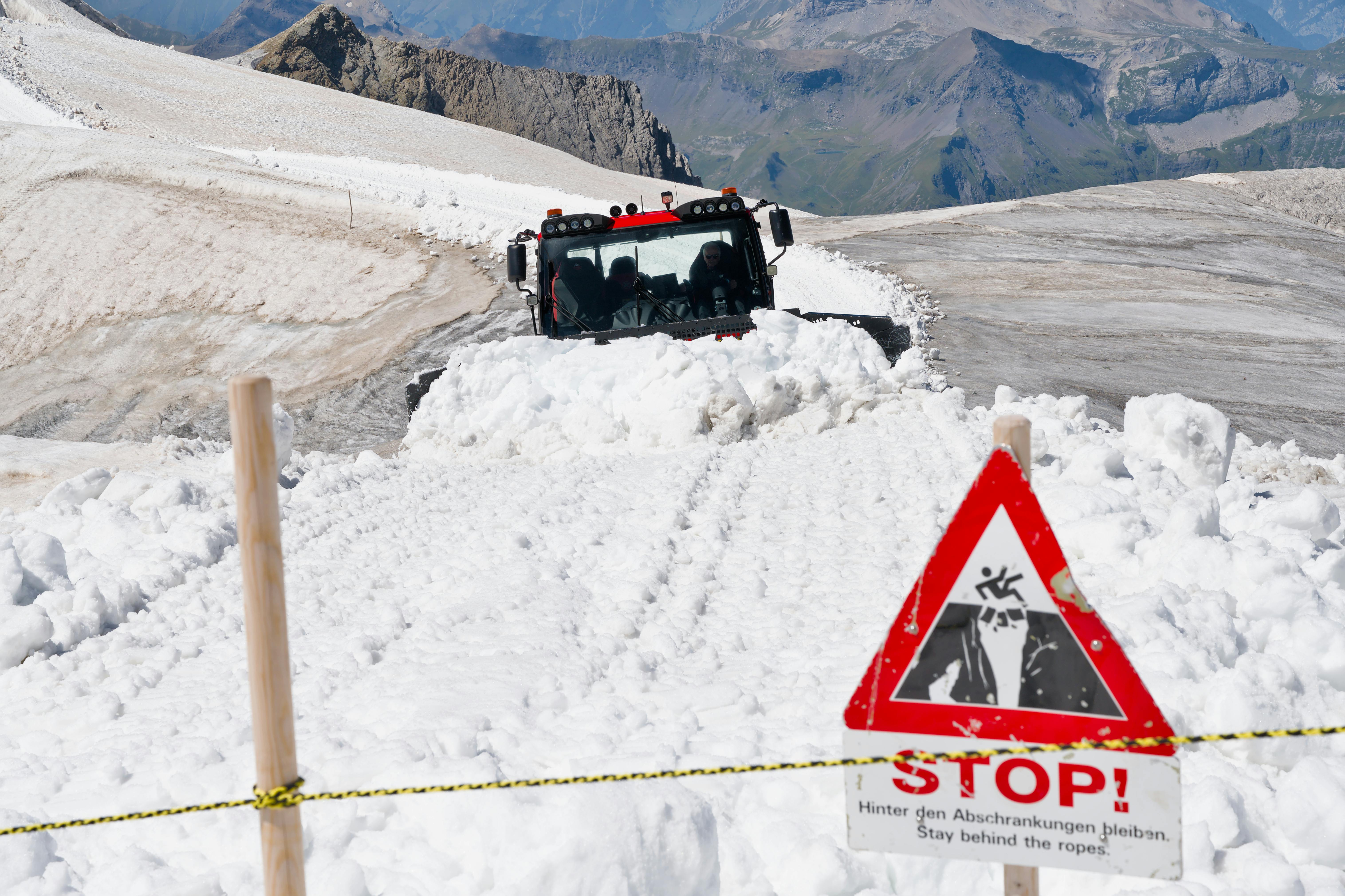 Snow In The Summer Sayadaw U Jotika