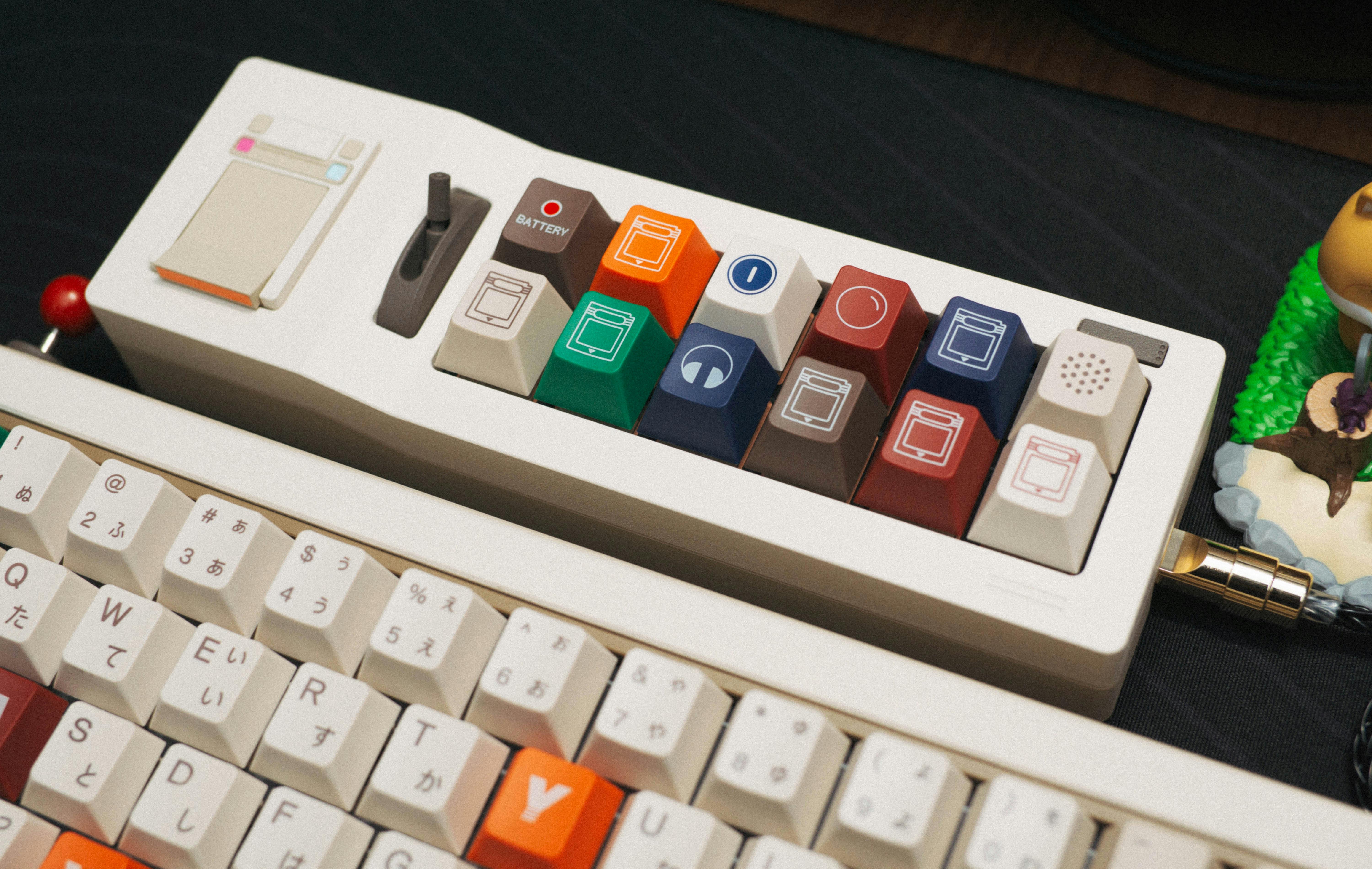 workspace modern desk