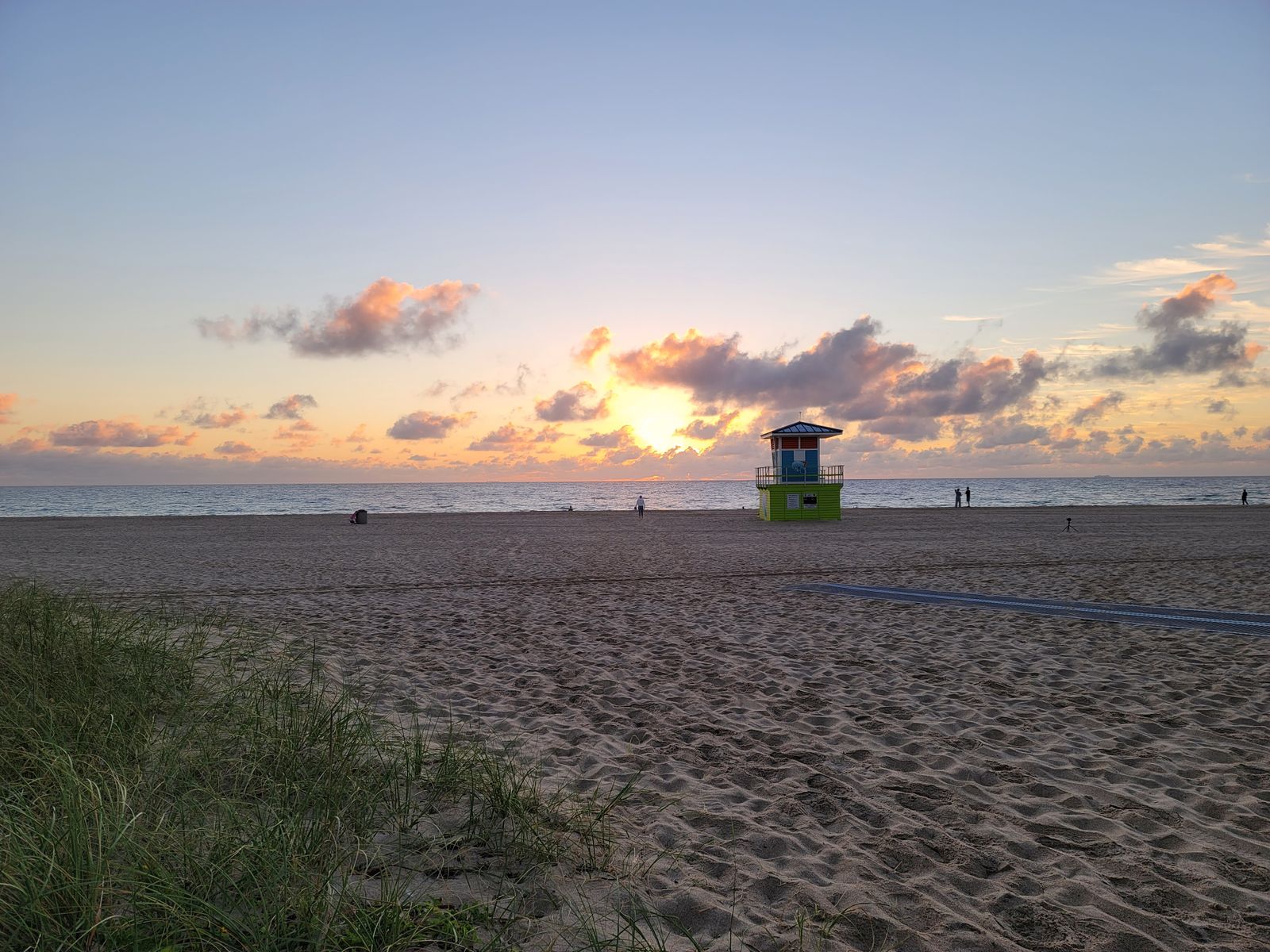 Serene Fort Lauderdale Beach sunrise